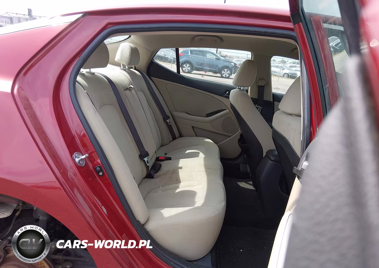 2011 Kia Optima Lx VIN:KNAGM4A73B5067832 - 8