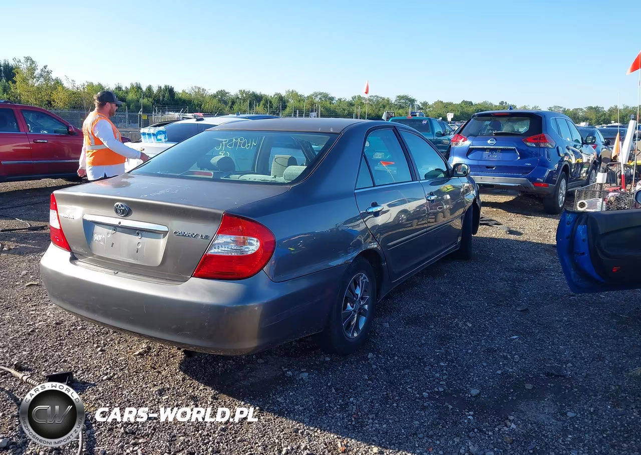 2003 Toyota Camry Le VIN:4T1BE32K83U714459 - 4