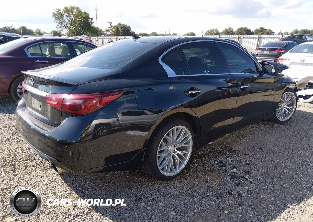 2018 Infiniti Q50 3.0T Luxe-3.0T Sport VIN:JN1EV7AR4JM437803 - 4