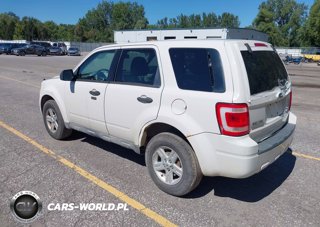 2009 Ford Escape Hybrid VIN:1FMCU59329KC35279 - 3