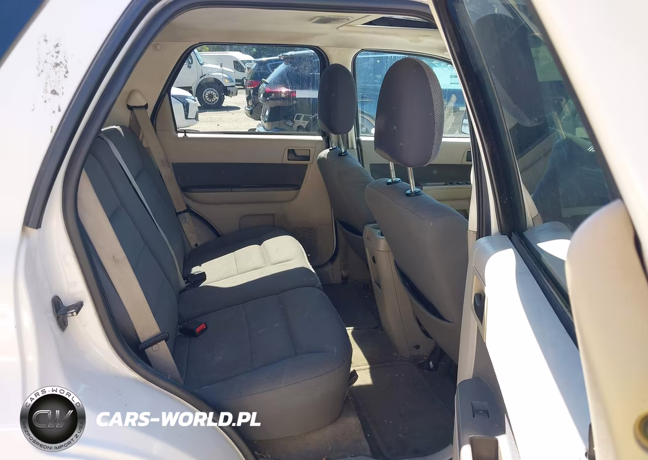 2009 Ford Escape Hybrid VIN:1FMCU59329KC35279 - 8