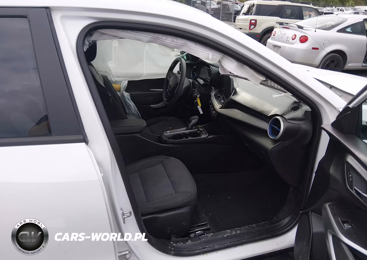 2024 Chevrolet Trax Fwd Sp VIN:KL77LFE21RC075270 - 5