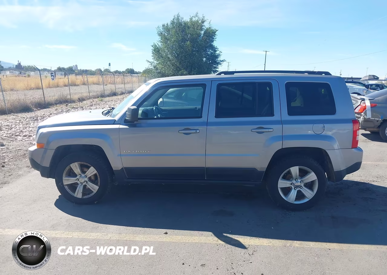 2016 Jeep Patriot Latitude VIN:1C4NJRFB9GD613849 - 14