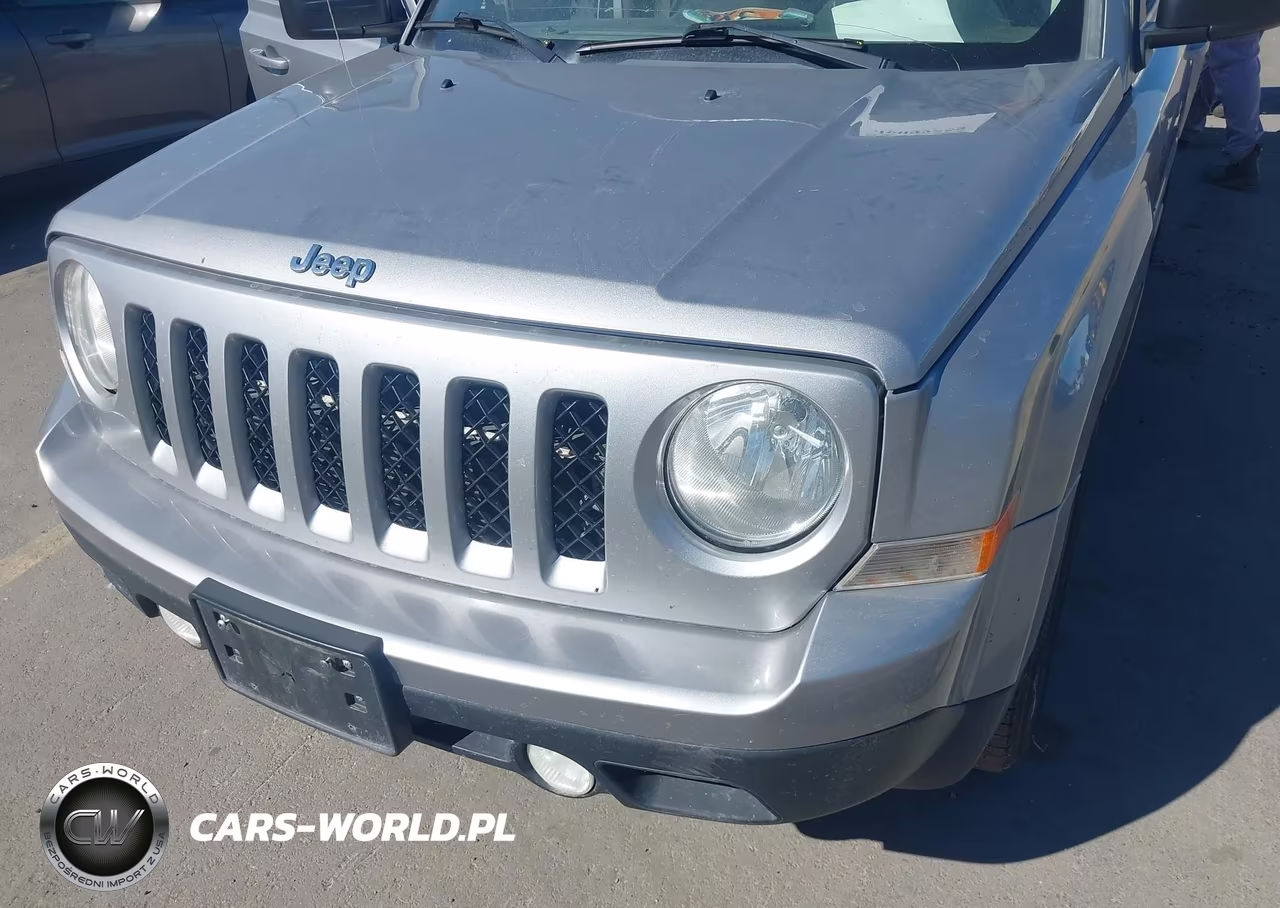 2016 Jeep Patriot Latitude VIN:1C4NJRFB9GD613849 - 6