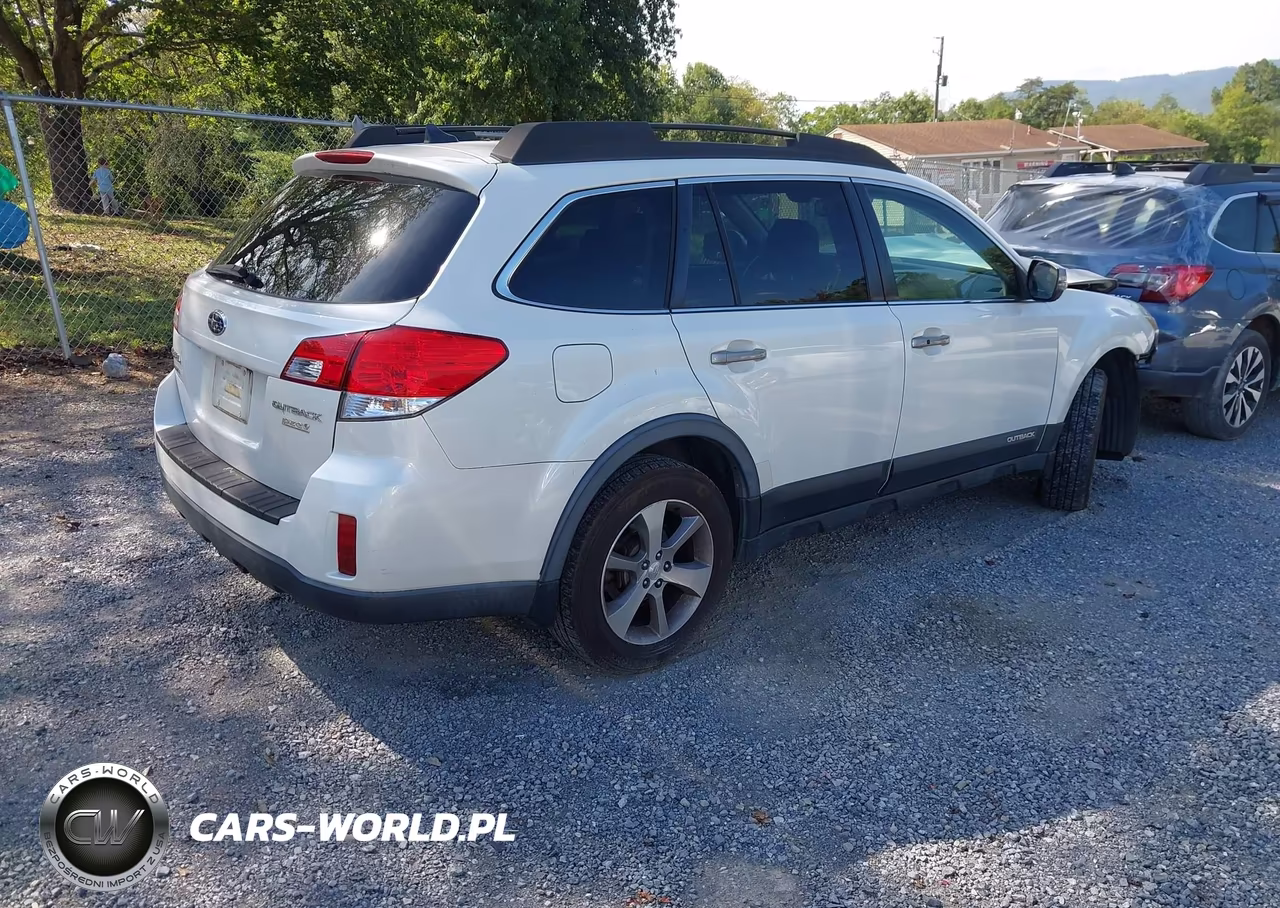2014 Subaru Outback 2.5I Limited VIN:4S4BRBPCXE3276066 - 4