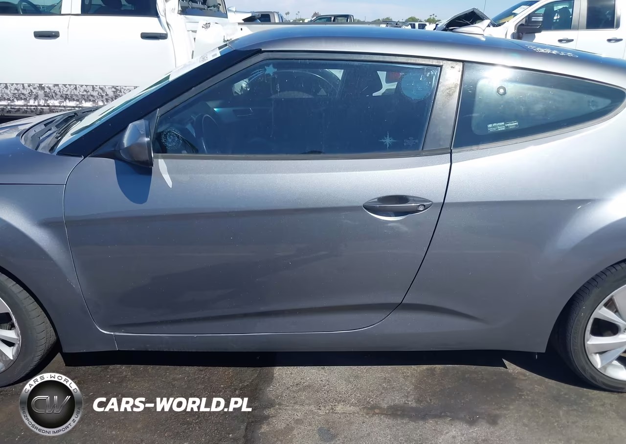 2016 Hyundai Veloster VIN:KMHTC6AD0GU274094 - 14