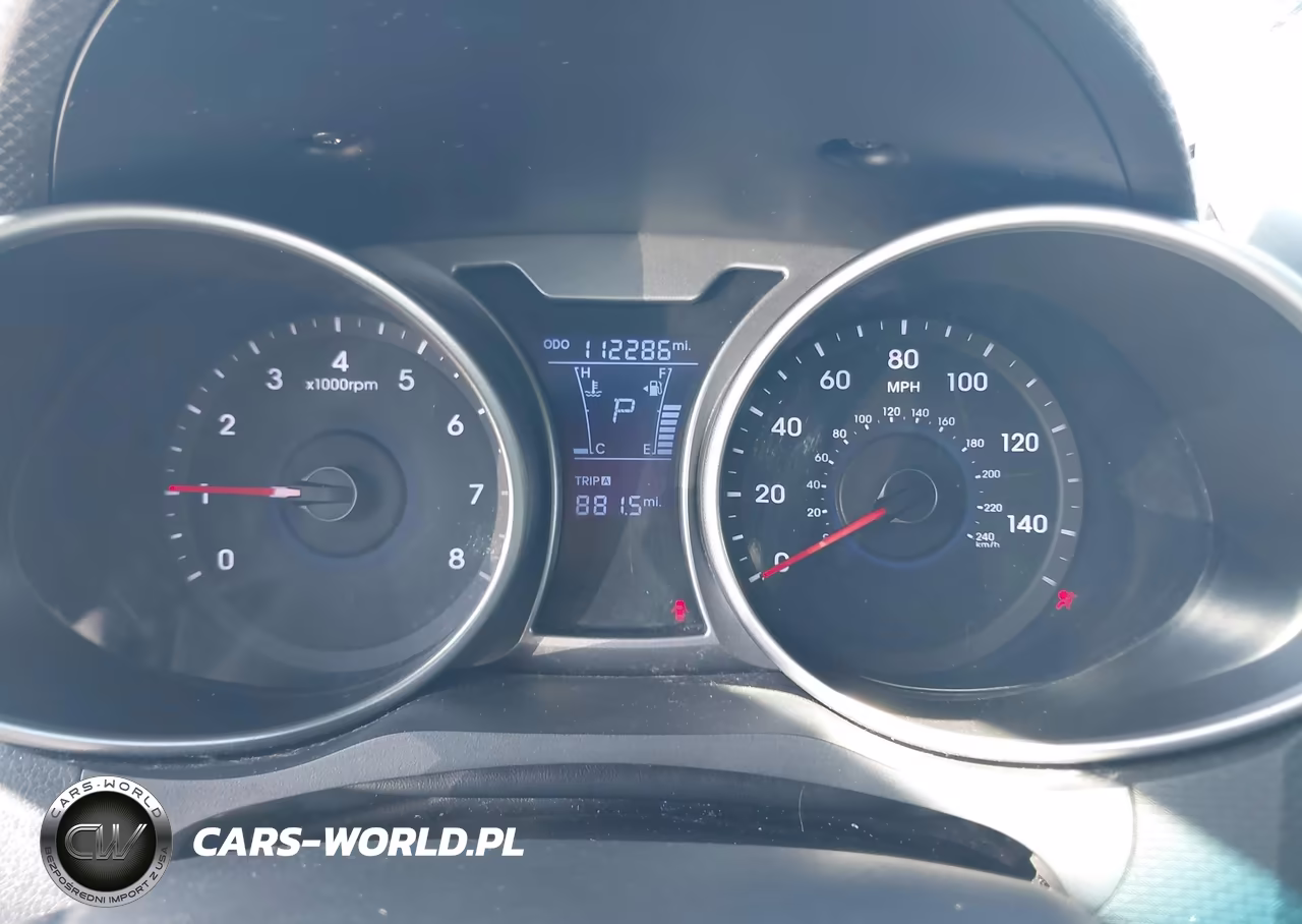 2016 Hyundai Veloster VIN:KMHTC6AD0GU274094 - 7