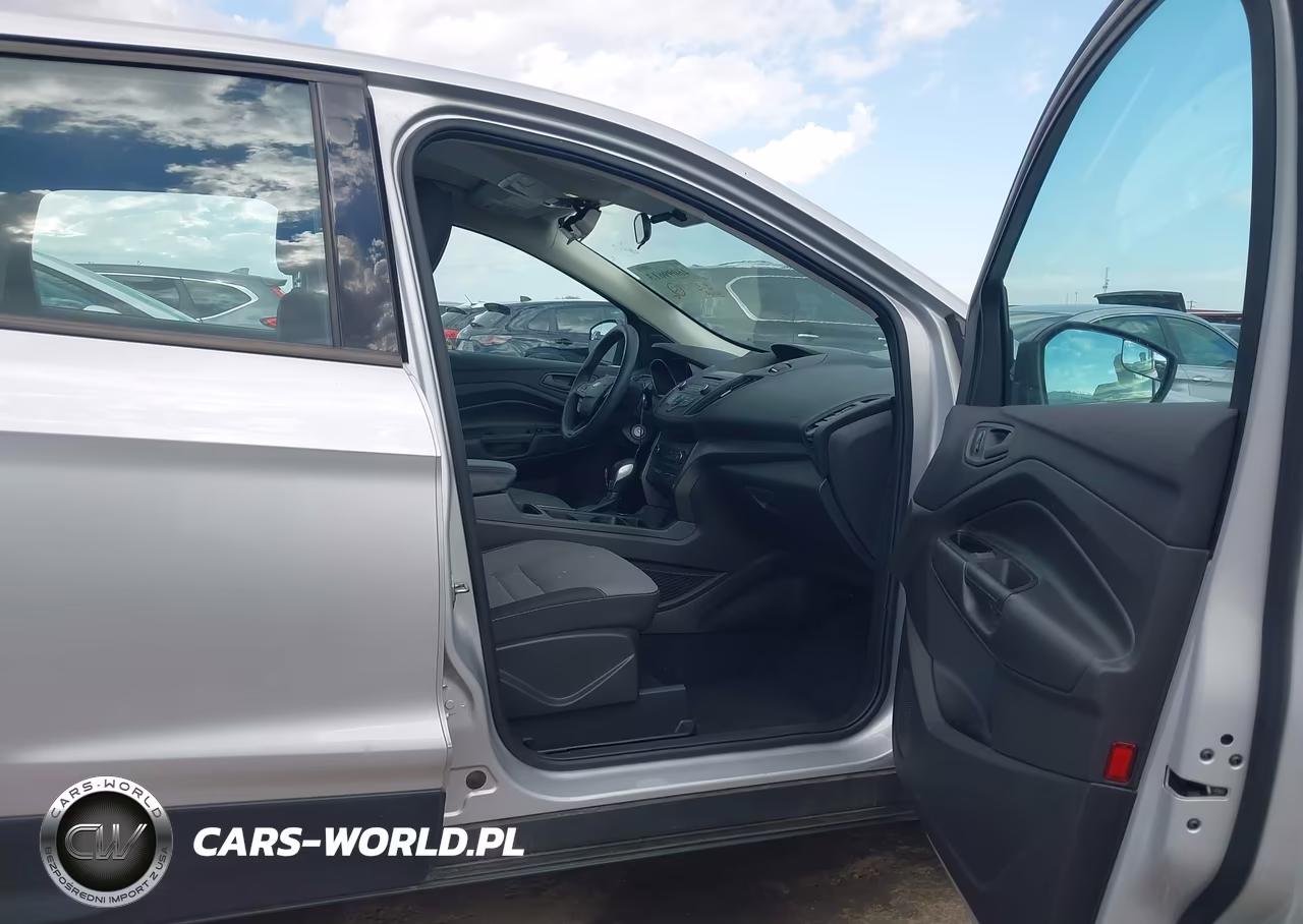 2017 Ford Escape S VIN:1FMCU0F70HUE07502 - 5