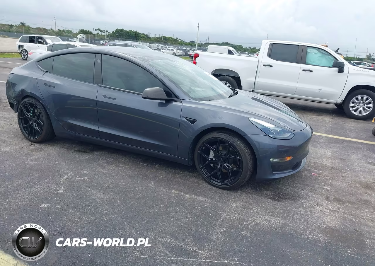 2022 Tesla Model 3 Long Range Dual Motor All-Wheel Drive VIN:5YJ3E1EB5NF115426 - 1