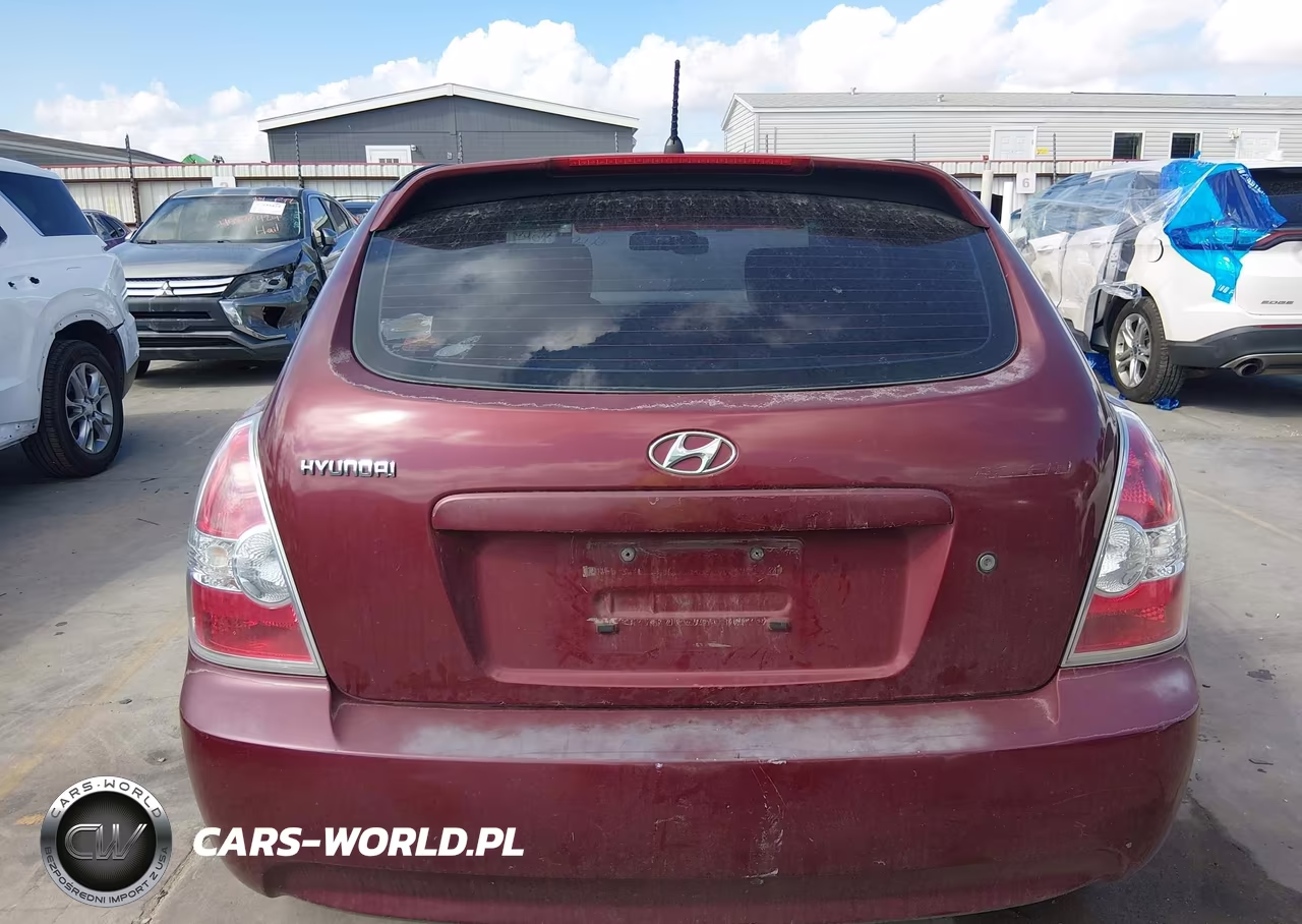 2007 Hyundai Accent Gs VIN:KMHCM36C77U024170 - 16