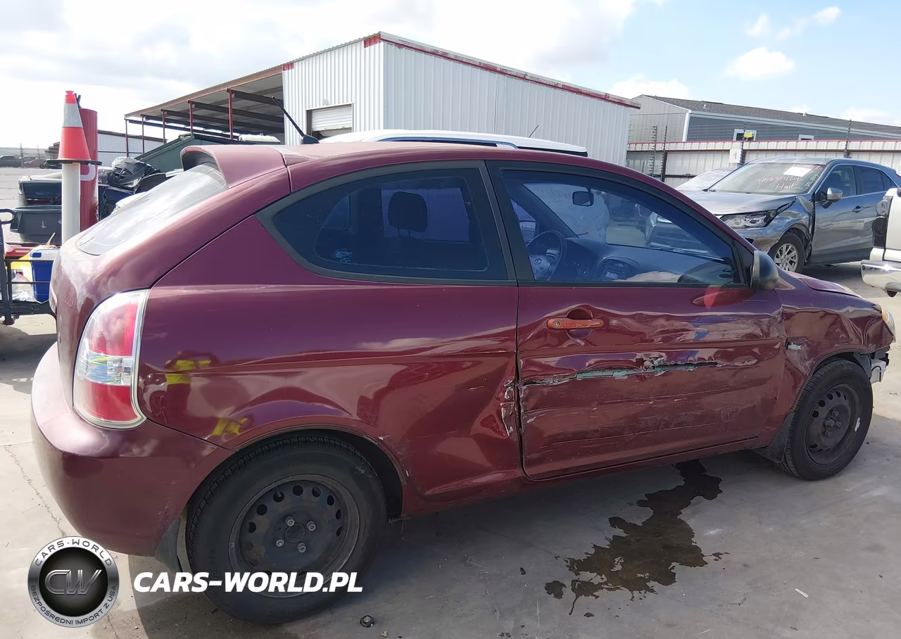 2007 Hyundai Accent Gs VIN:KMHCM36C77U024170 - 18