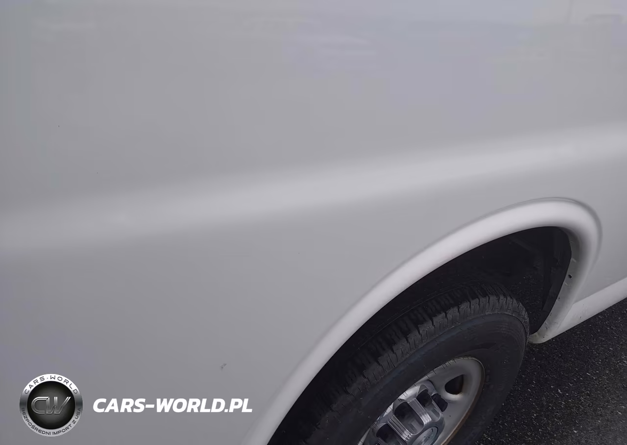 2018 Chevrolet Express 3500 Lt VIN:1GAZGPFG7J1300672 - 12