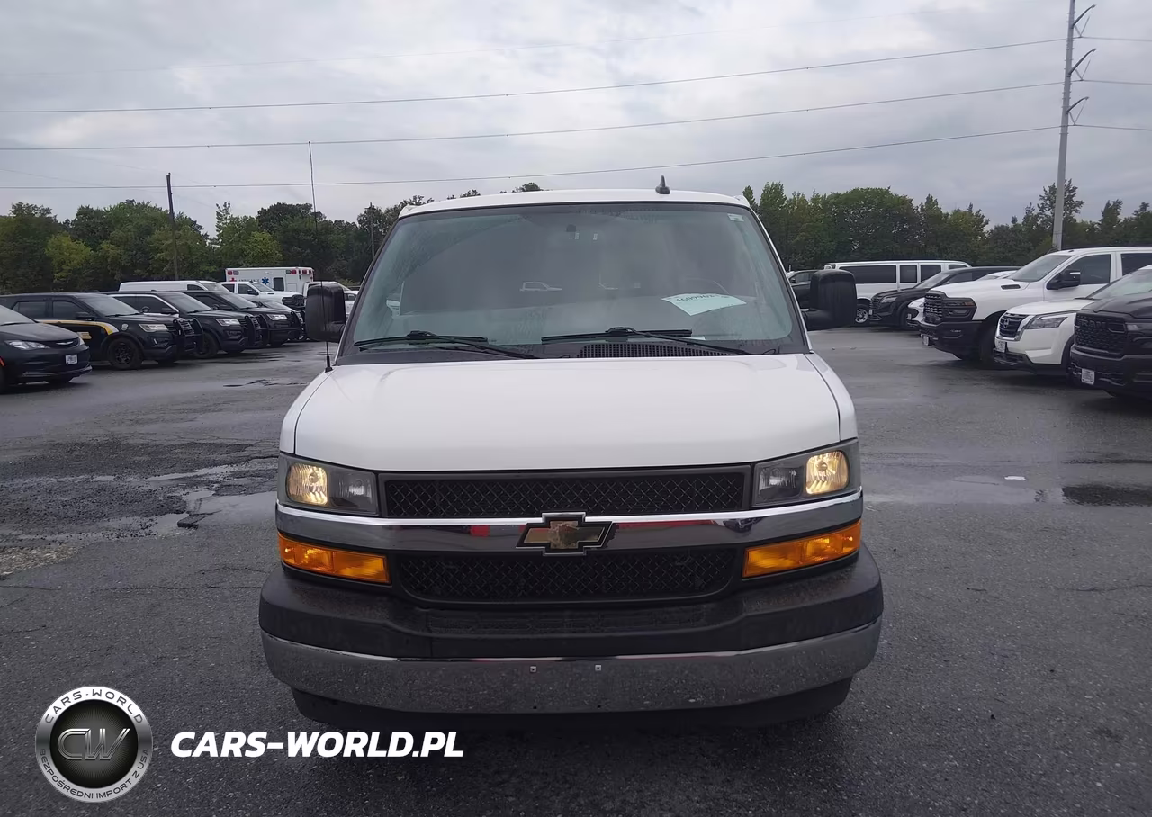 2018 Chevrolet Express 3500 Lt VIN:1GAZGPFG7J1300672 - 16