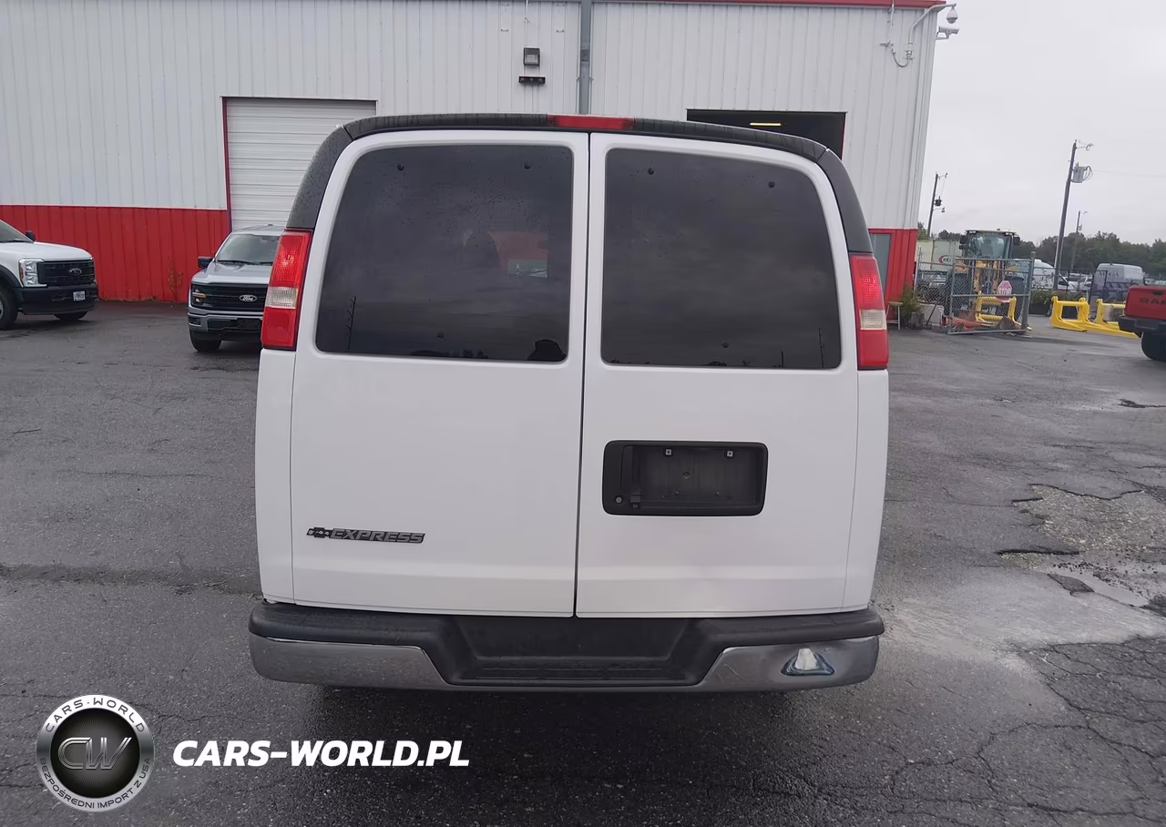 2018 Chevrolet Express 3500 Lt VIN:1GAZGPFG7J1300672 - 20