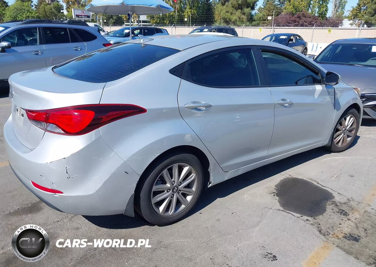 2015 Hyundai Elantra Se VIN:5NPDH4AE7FH627219 - 4