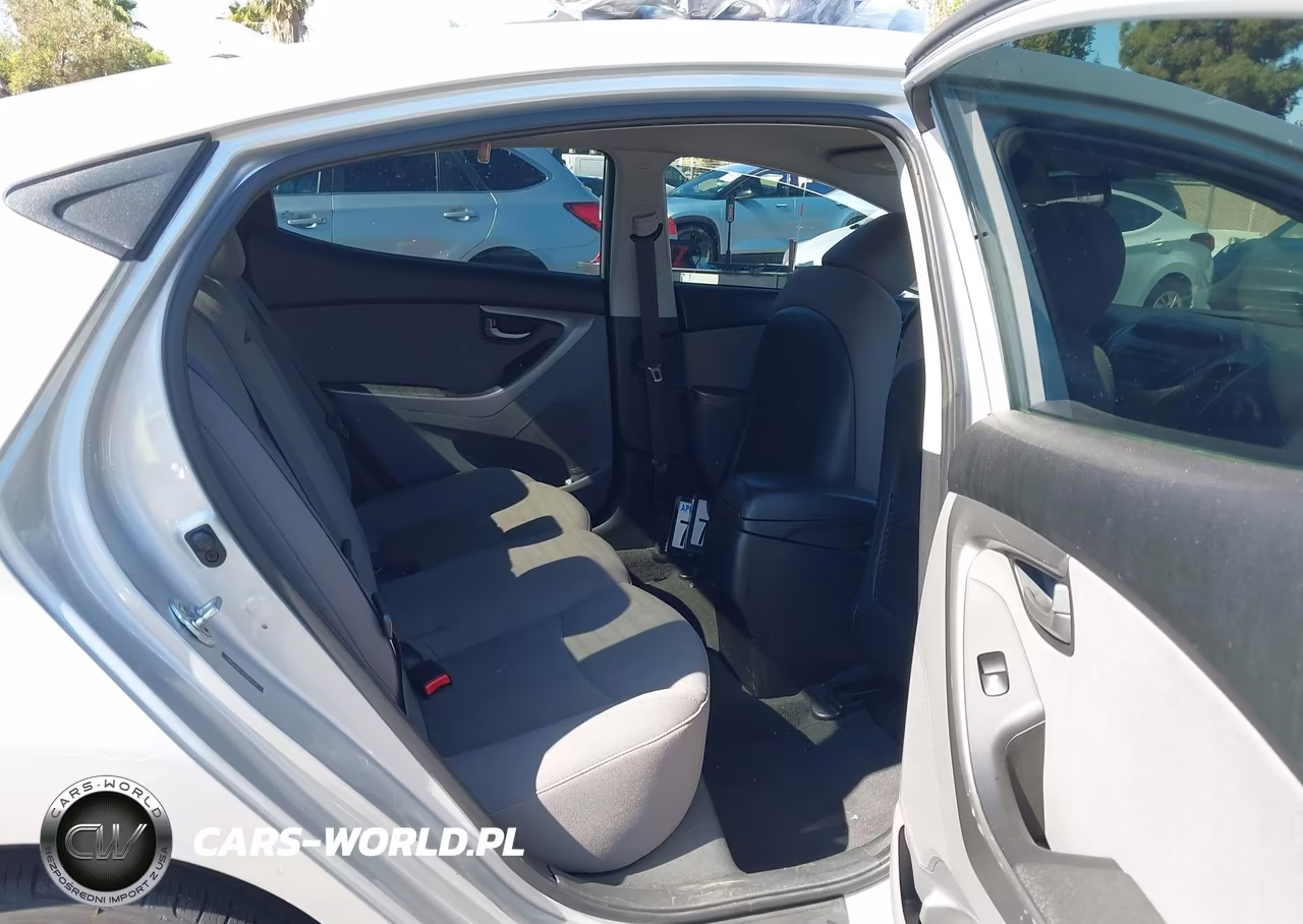 2015 Hyundai Elantra Se VIN:5NPDH4AE7FH627219 - 8