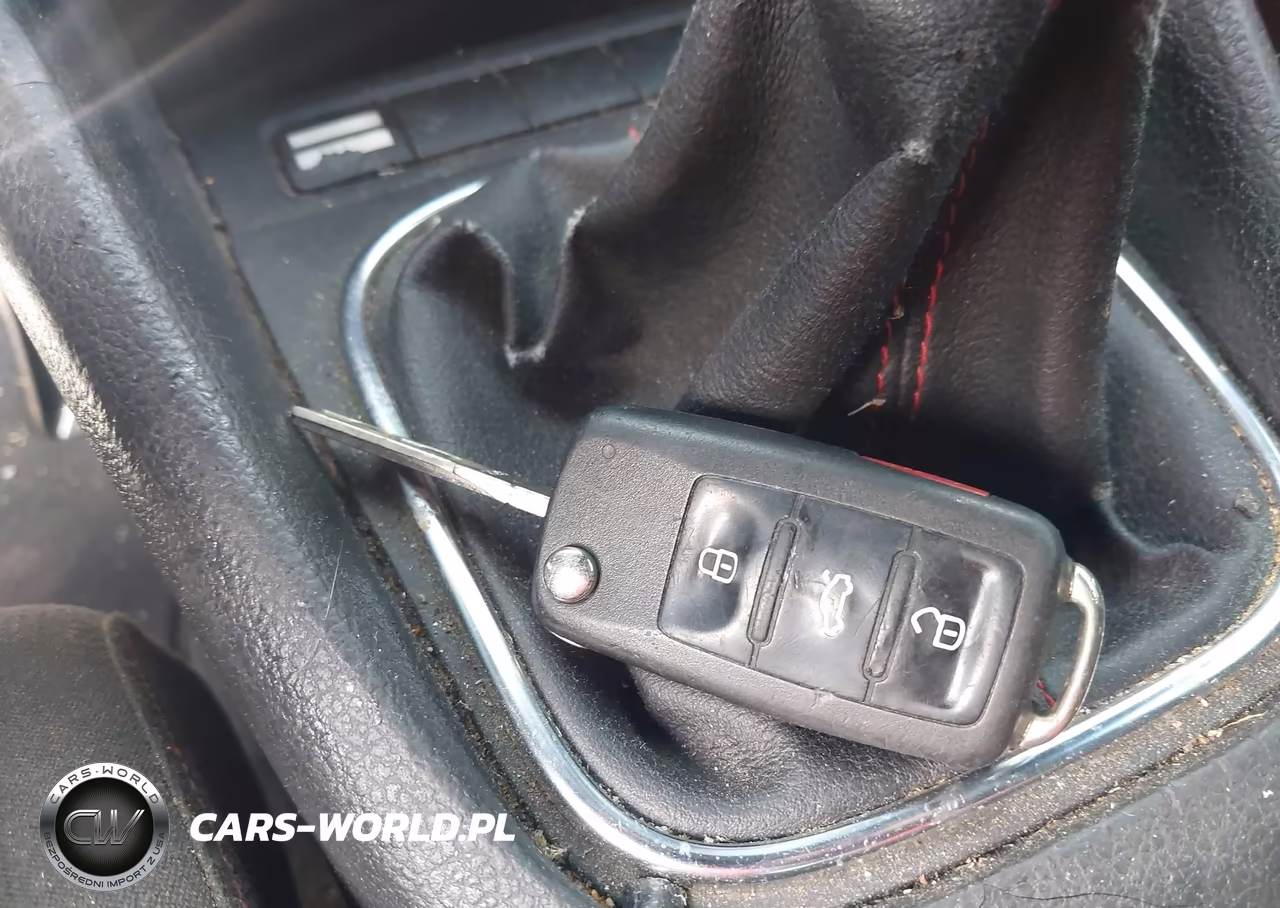 2010 Volkswagen Gti 2-Door VIN:WVWEV7AJ0AW213858 - 11