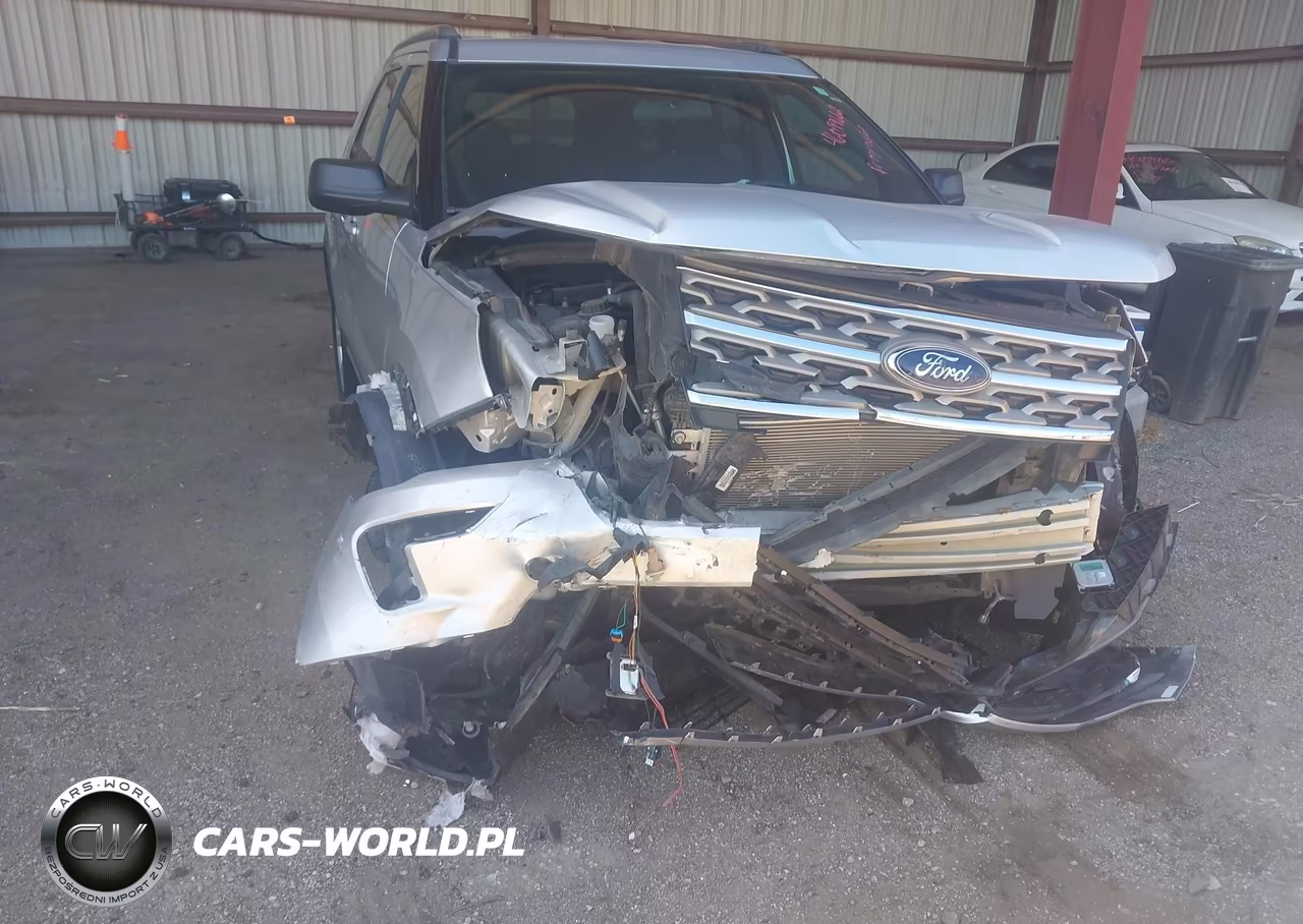 2018 Ford Explorer Xlt VIN:1FM5K8D82JGA13884 - 6