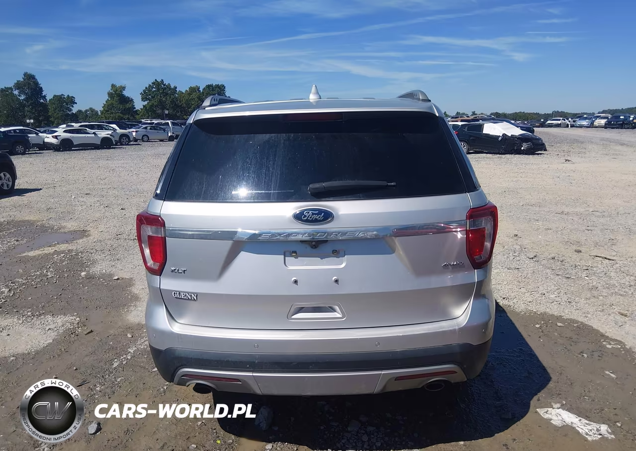 2017 Ford Explorer Xlt VIN:1FM5K8D8XHGC53128 - 16