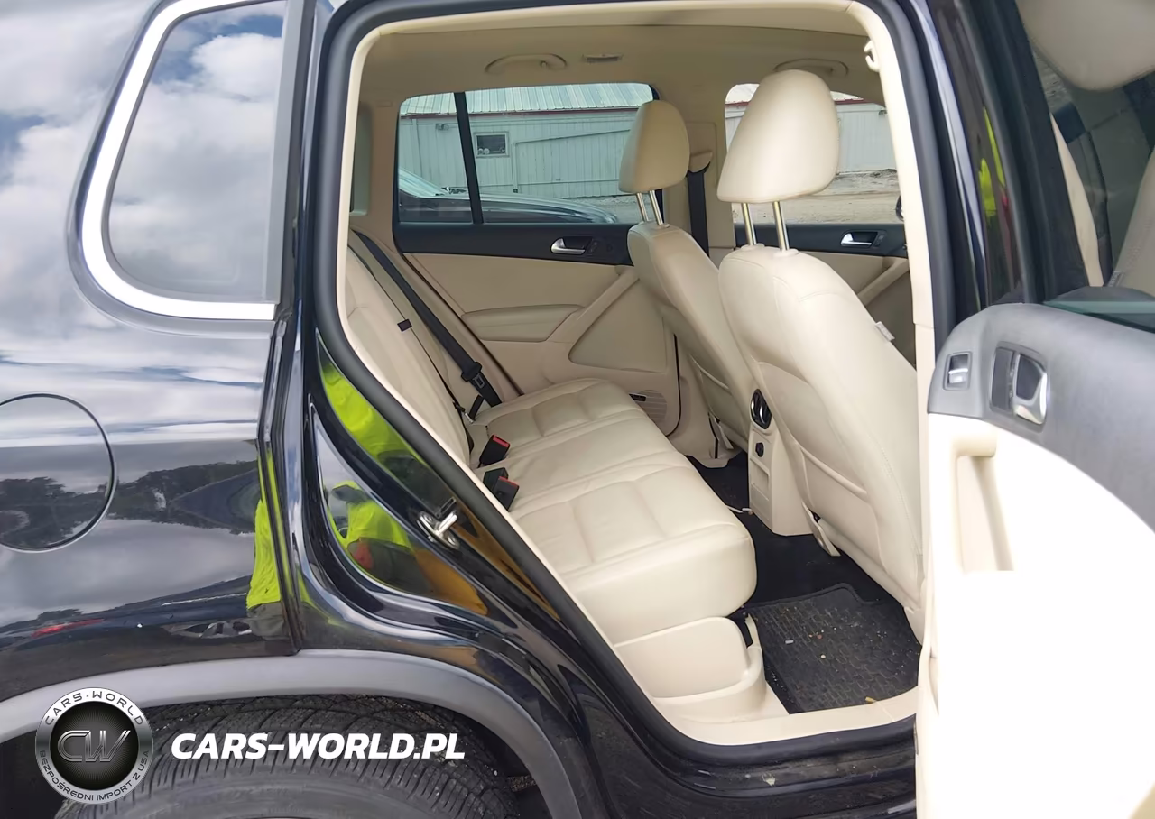 2017 Volkswagen Tiguan 2.0T Sel VIN:WVGWV7AX5HK031370 - 8