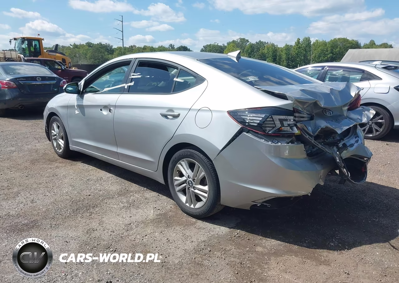 2020 Hyundai Elantra Sel VIN:5NPD84LF7LH586396 - 3