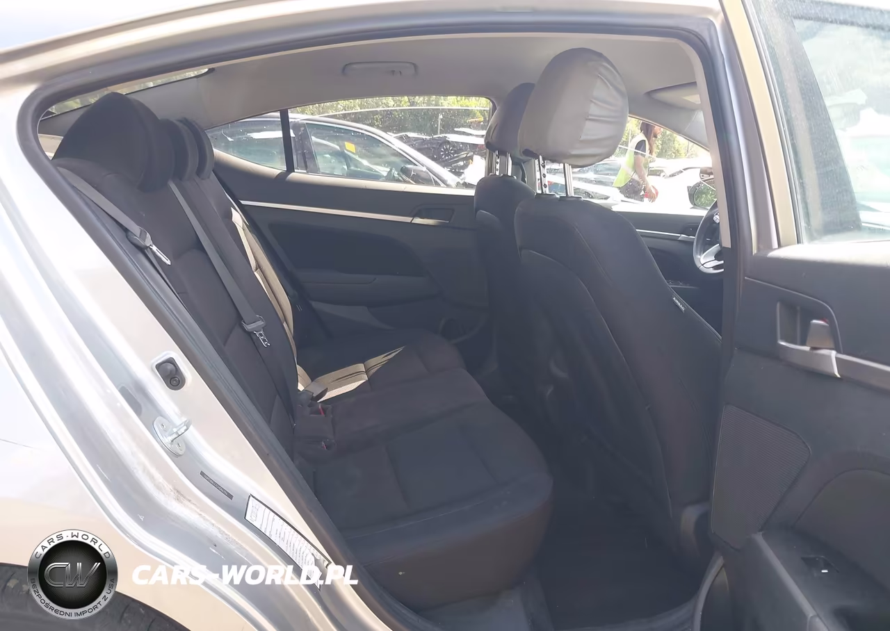 2020 Hyundai Elantra Sel VIN:5NPD84LF7LH586396 - 8