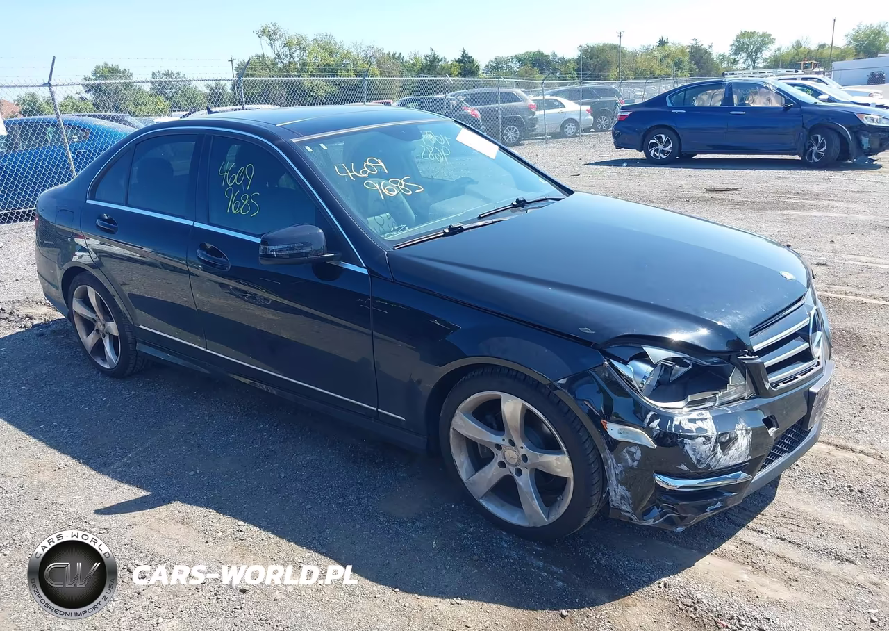 2014 Mercedes-Benz C 250 Sport VIN:WDDGF4HB5EA964725 - 1