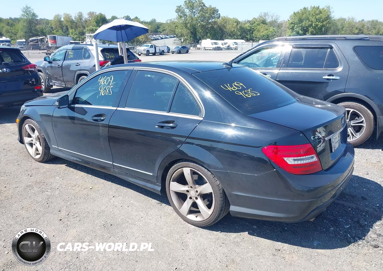 2014 Mercedes-Benz C 250 Sport VIN:WDDGF4HB5EA964725 - 3