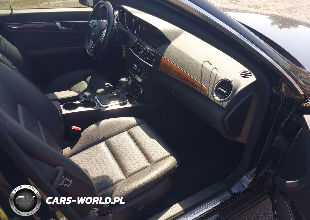 2014 Mercedes-Benz C 250 Sport VIN:WDDGF4HB5EA964725 - 5