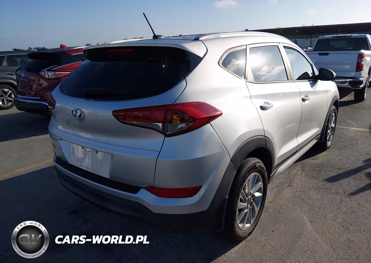 2017 Hyundai Tucson Se VIN:KM8J33A45HU326410 - 4