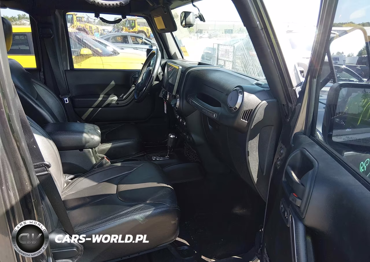2018 Jeep Wrangler Jk Unlimited Altitude 4X4 VIN:1C4BJWEG5JL862418 - 5