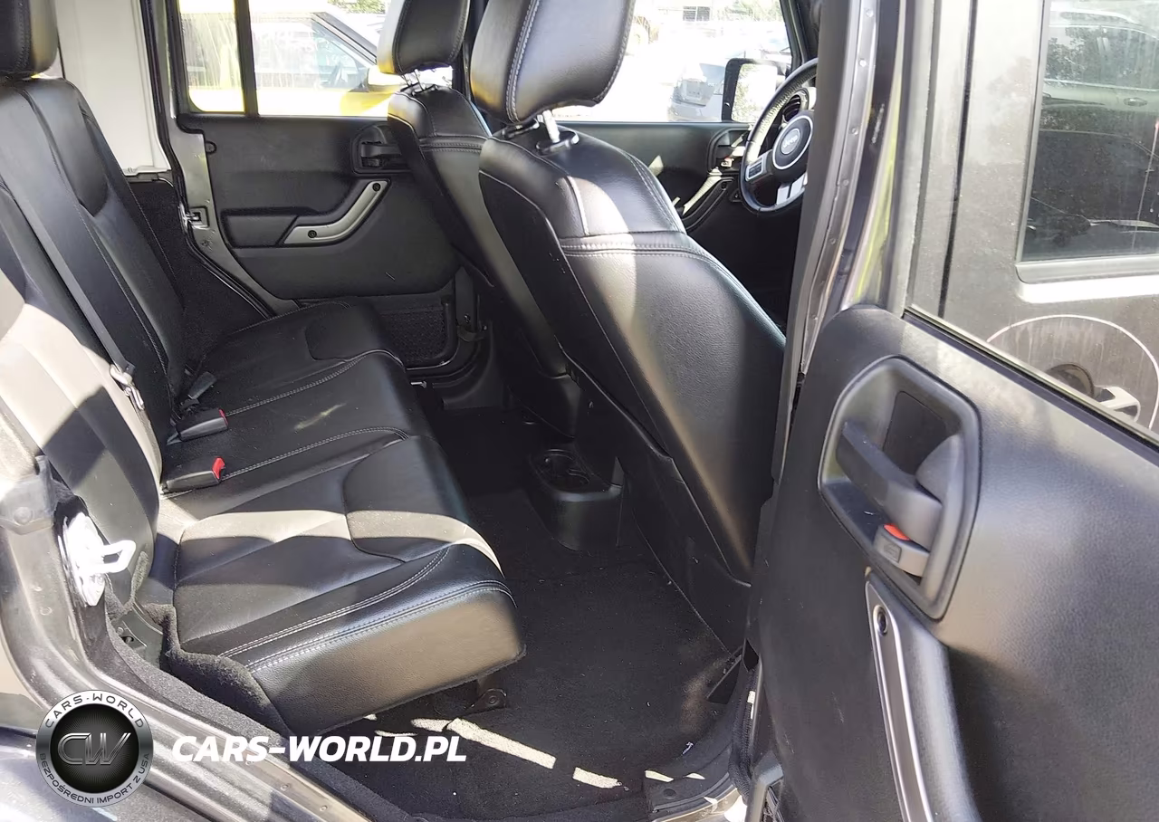 2018 Jeep Wrangler Jk Unlimited Altitude 4X4 VIN:1C4BJWEG5JL862418 - 8