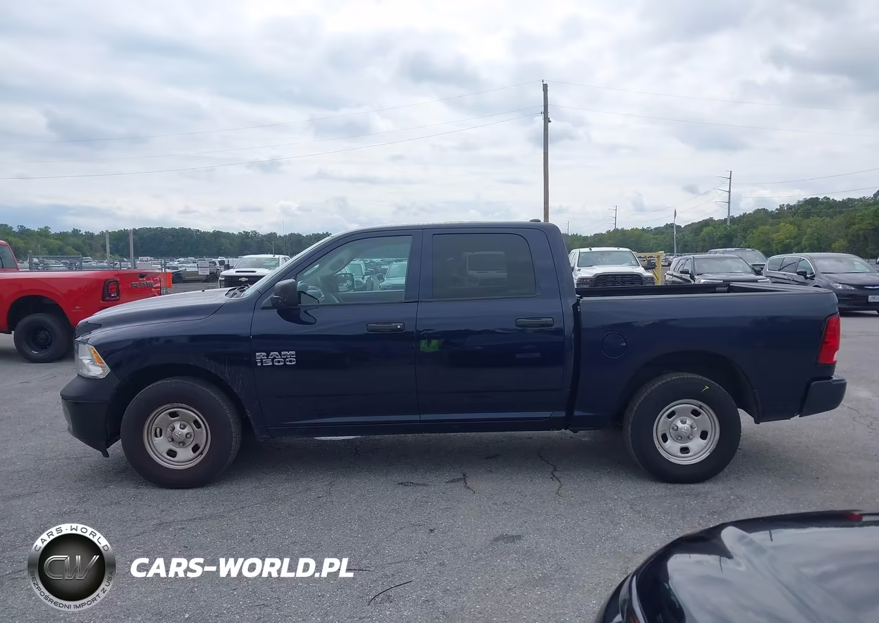 2018 Ram 1500 Tradesman 4X2 5'7 Box VIN:1C6RR6KG2JS285341 - 17