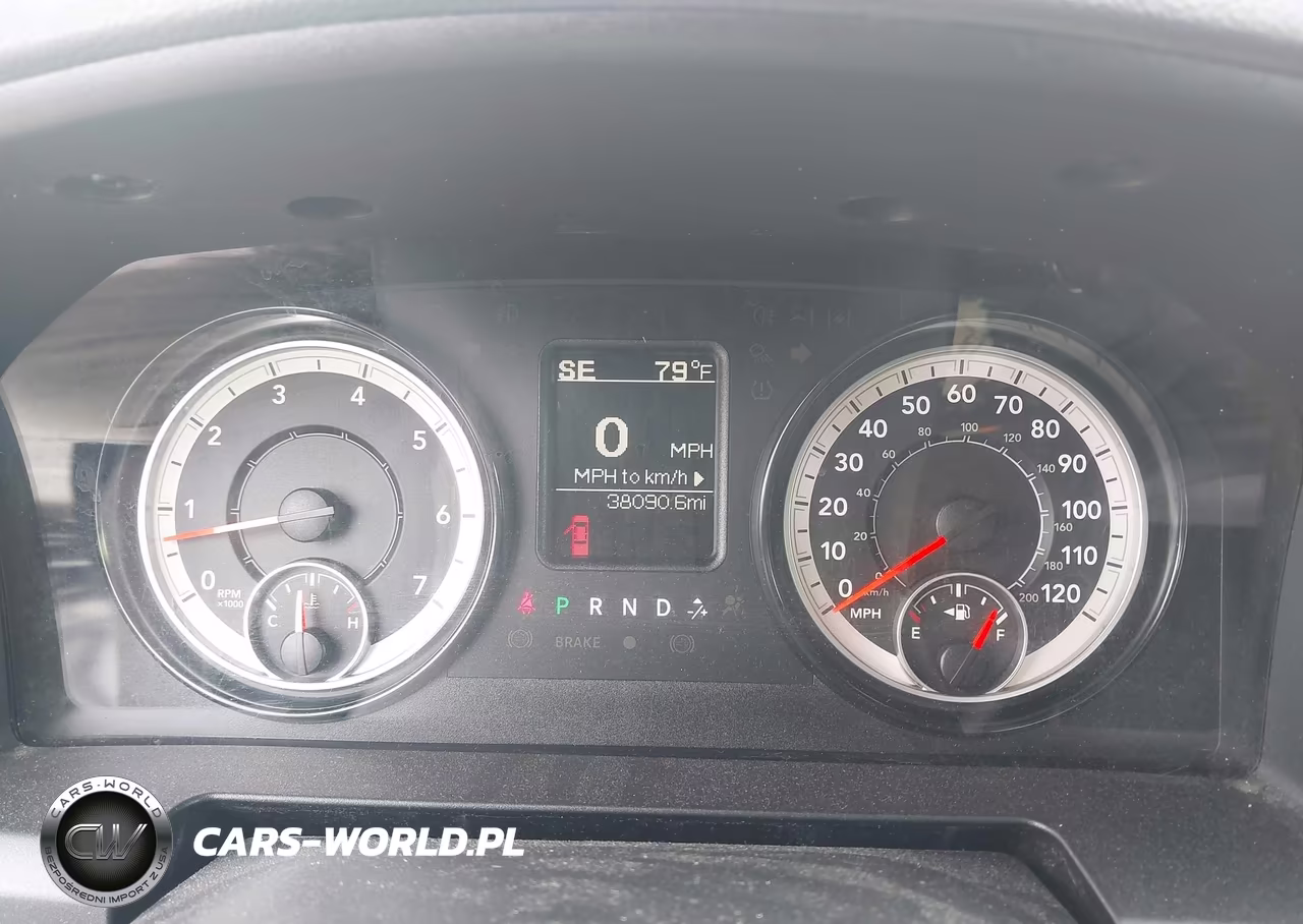 2018 Ram 1500 Tradesman 4X2 5'7 Box VIN:1C6RR6KG2JS285341 - 7