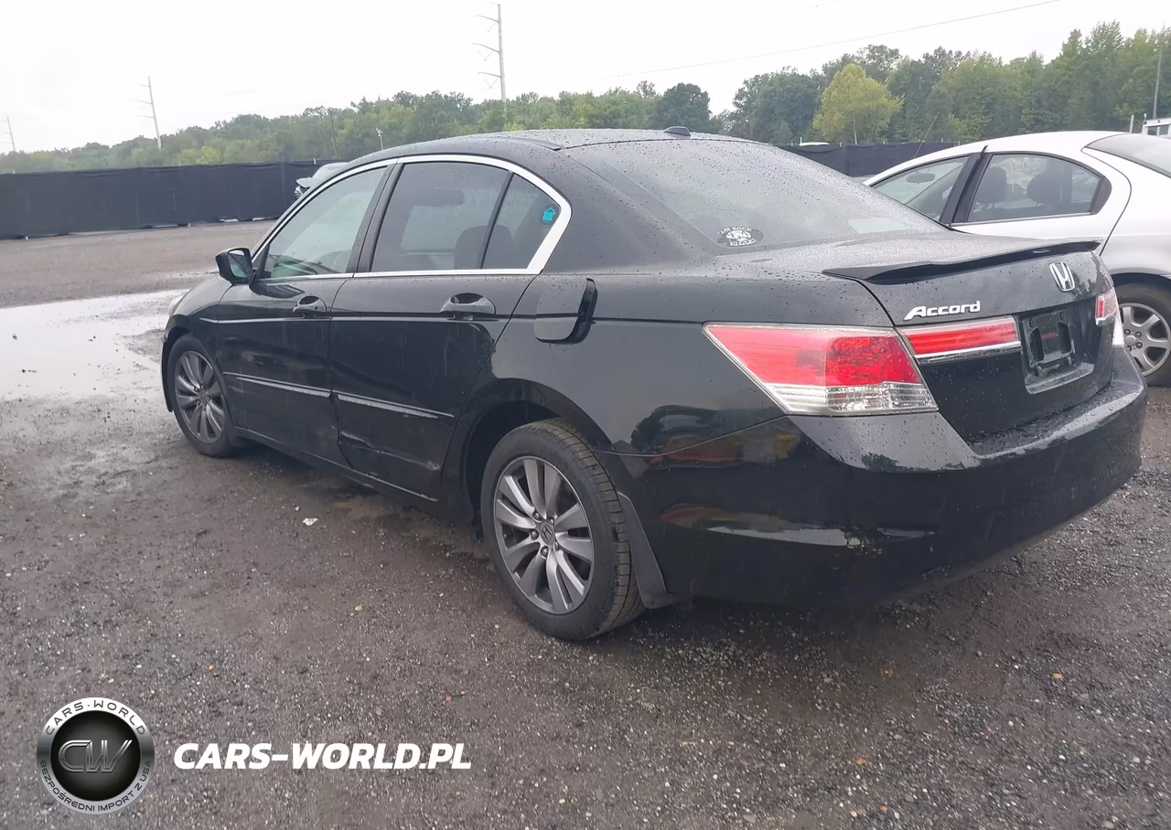 2011 Honda Accord 2.4 Ex-L VIN:1HGCP2F88BA130088 - 3