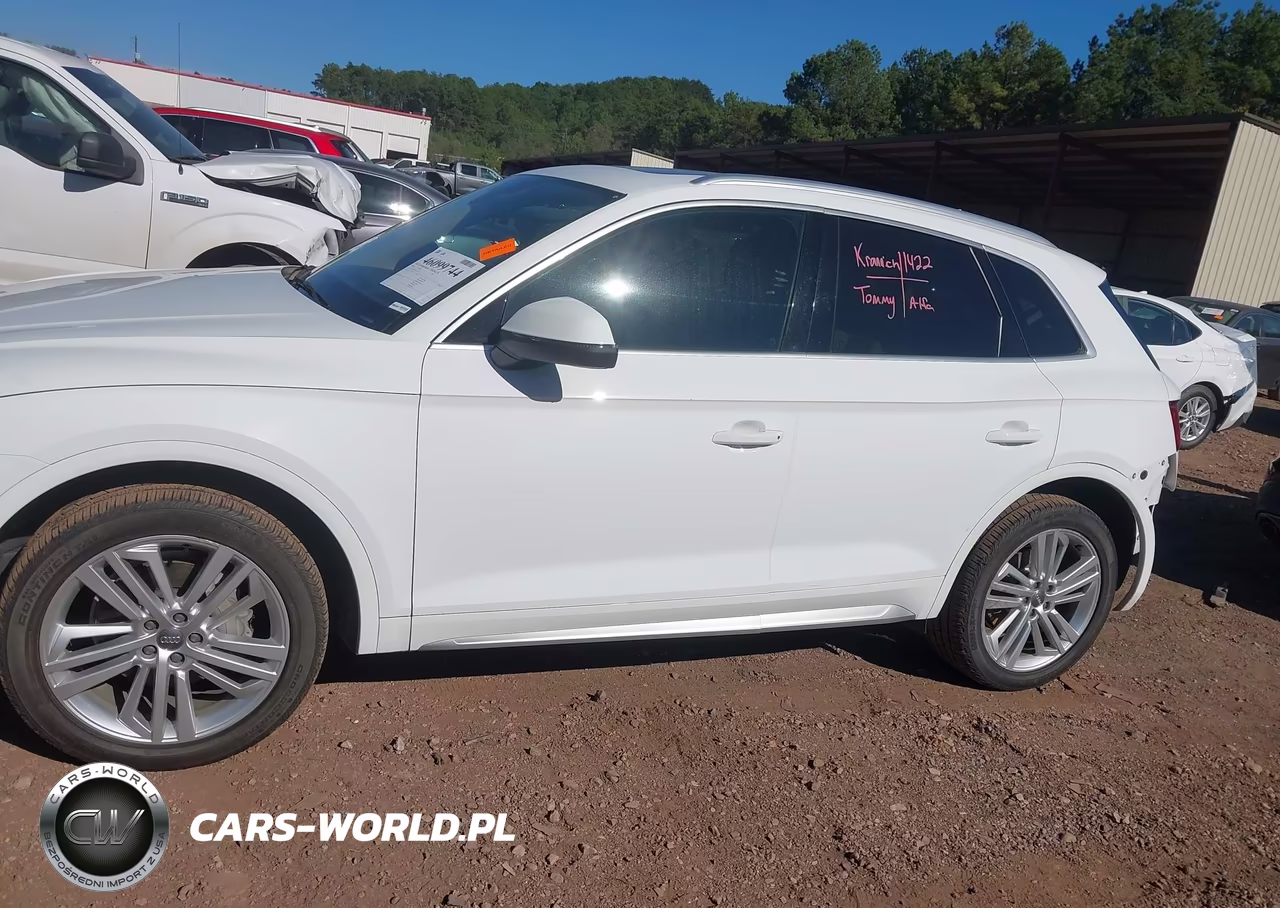 2018 Audi Q5 2.0T Premium-2.0T Tech Premium VIN:WA1BNAFY4J2175543 - 14
