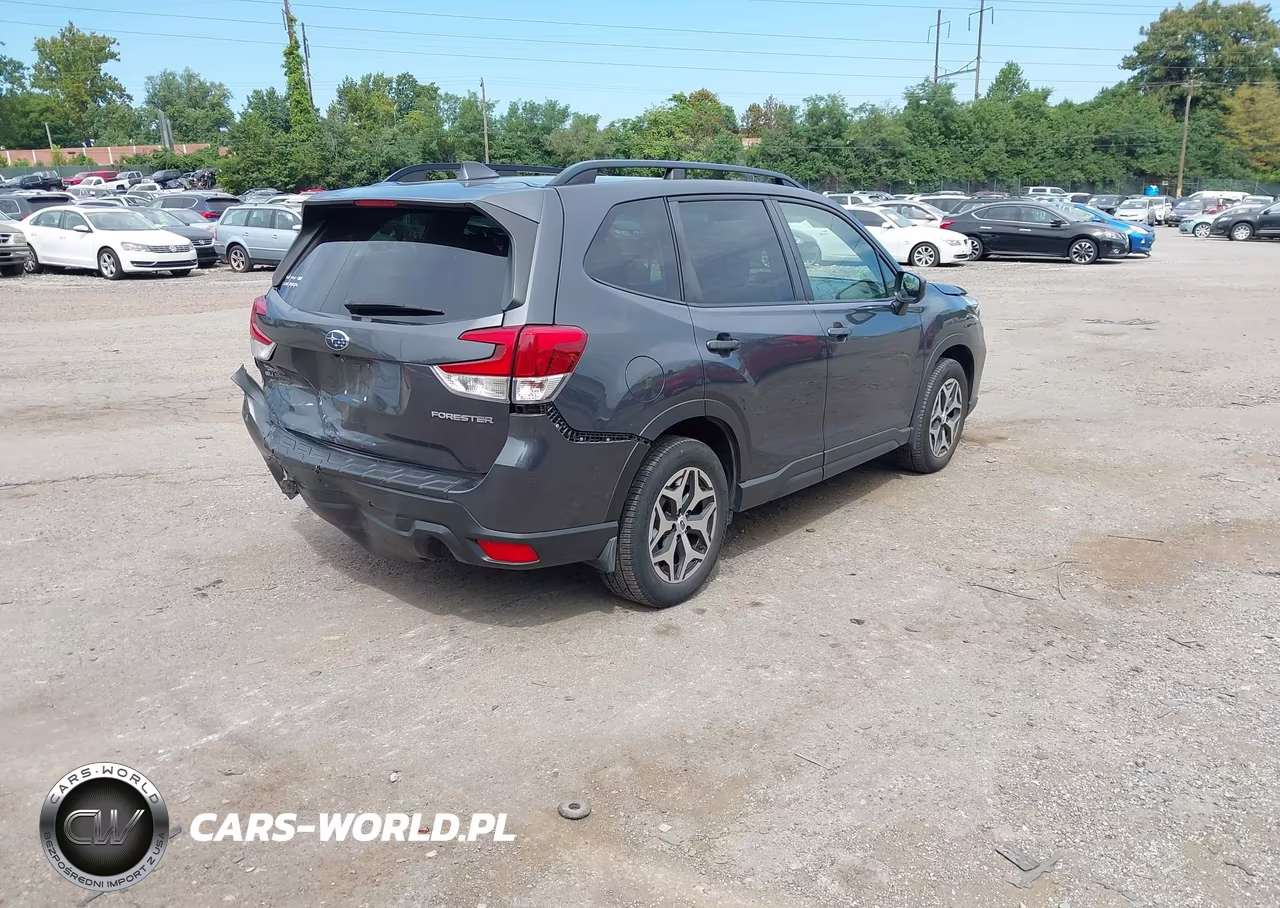 2021 Subaru Forester Premium VIN:JF2SKAFC4MH446655 - 4