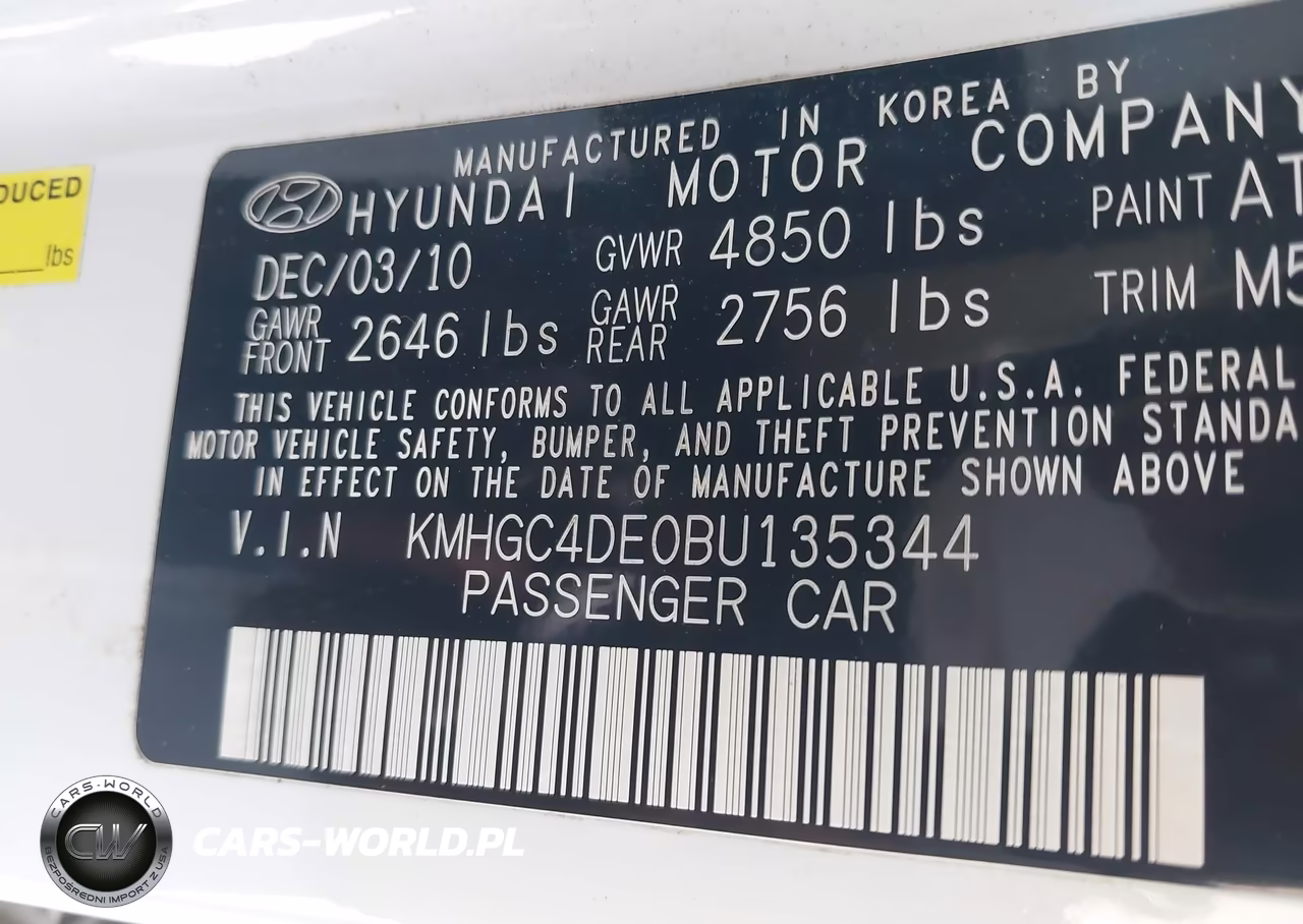 2011 Hyundai Genesis 3.8 VIN:KMHGC4DE0BU135344 - 9