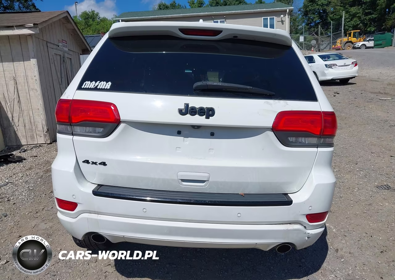 2015 Jeep Grand Cherokee Altitude VIN:1C4RJFAG3FC806375 - 16
