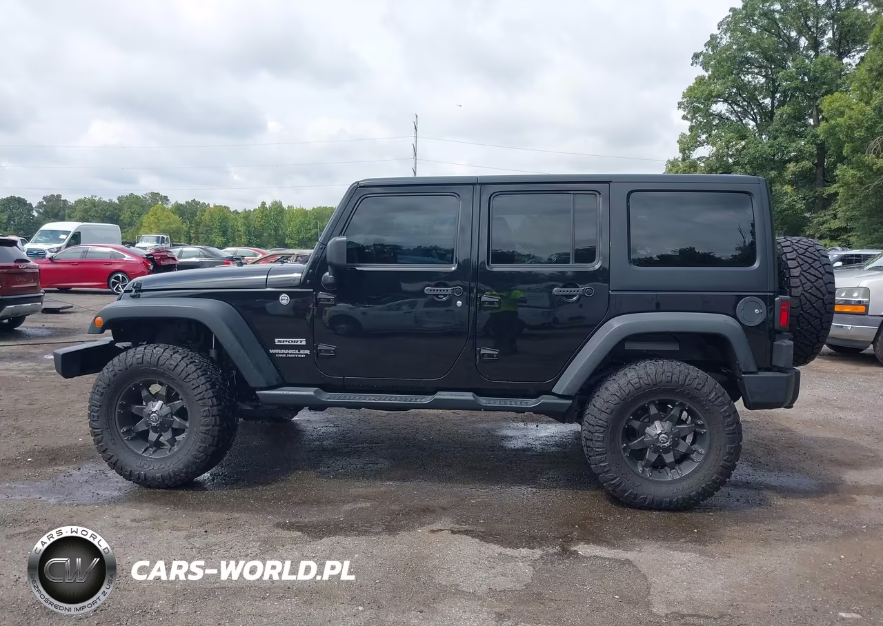2017 Jeep Wrangler Unlimited Sport 4X4 VIN:1C4BJWDG3HL671575 - 14