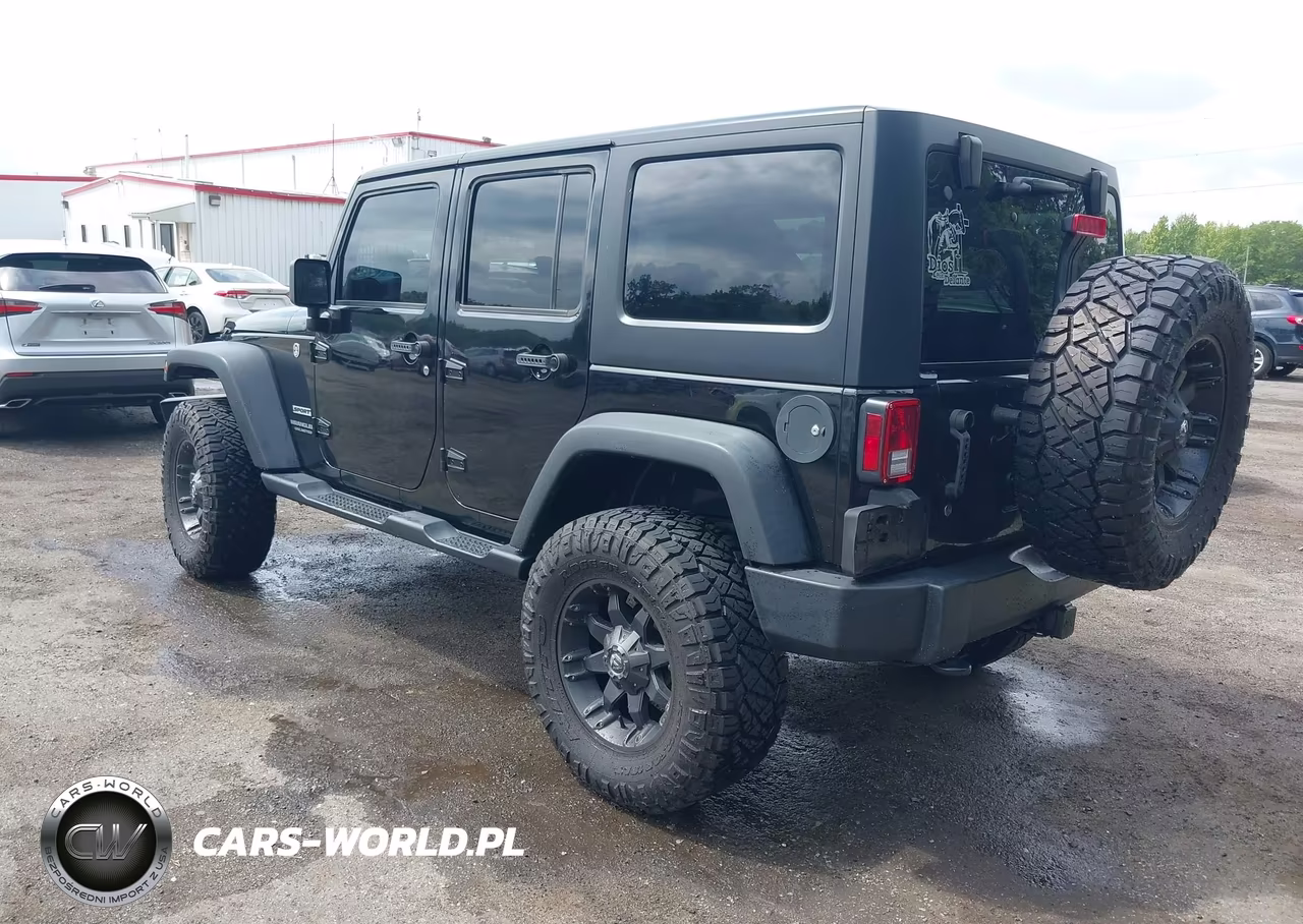 2017 Jeep Wrangler Unlimited Sport 4X4 VIN:1C4BJWDG3HL671575 - 3