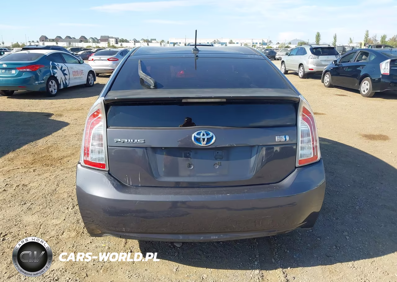 2012 Toyota Prius Three VIN:JTDKN3DU2C1515671 - 17