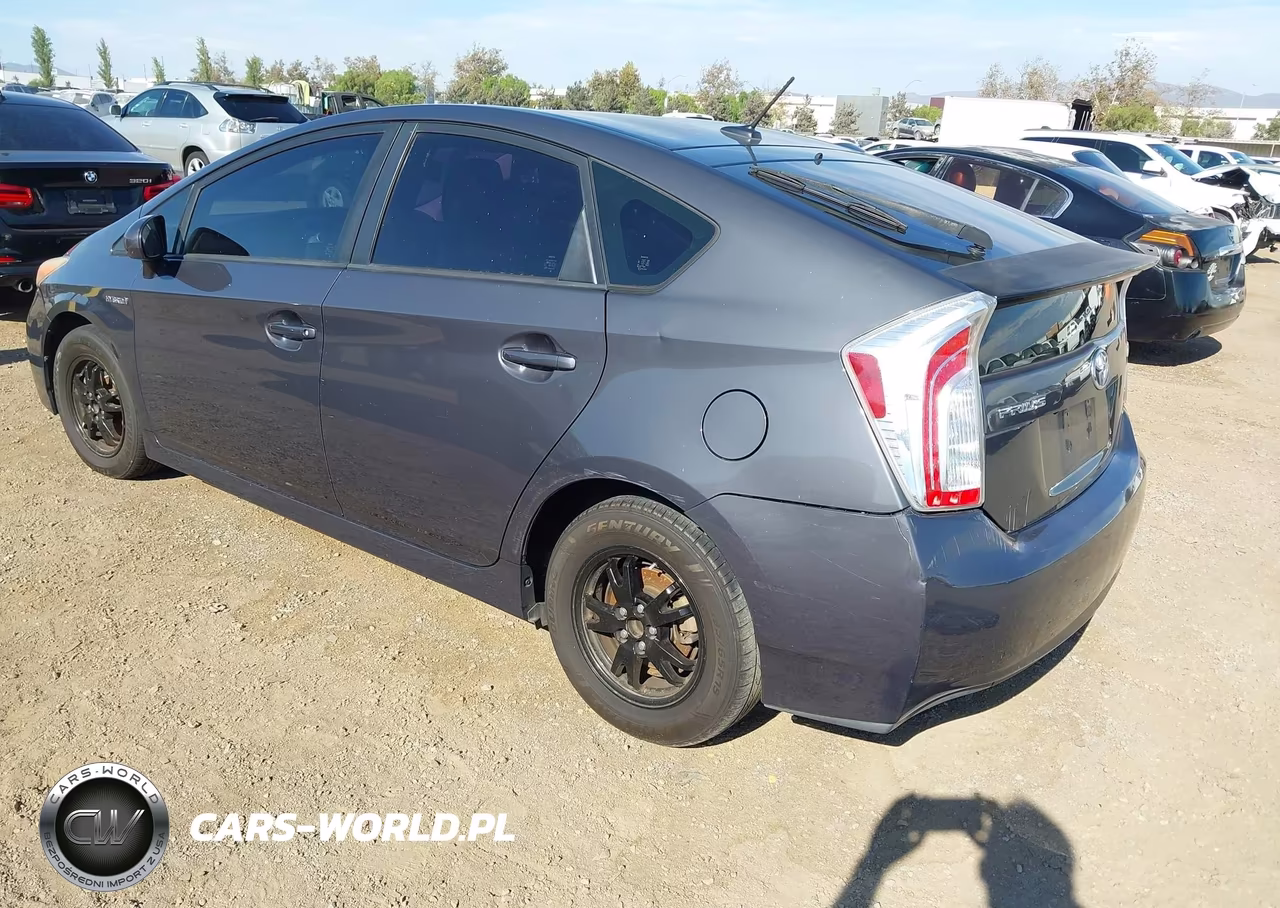 2012 Toyota Prius Three VIN:JTDKN3DU2C1515671 - 3
