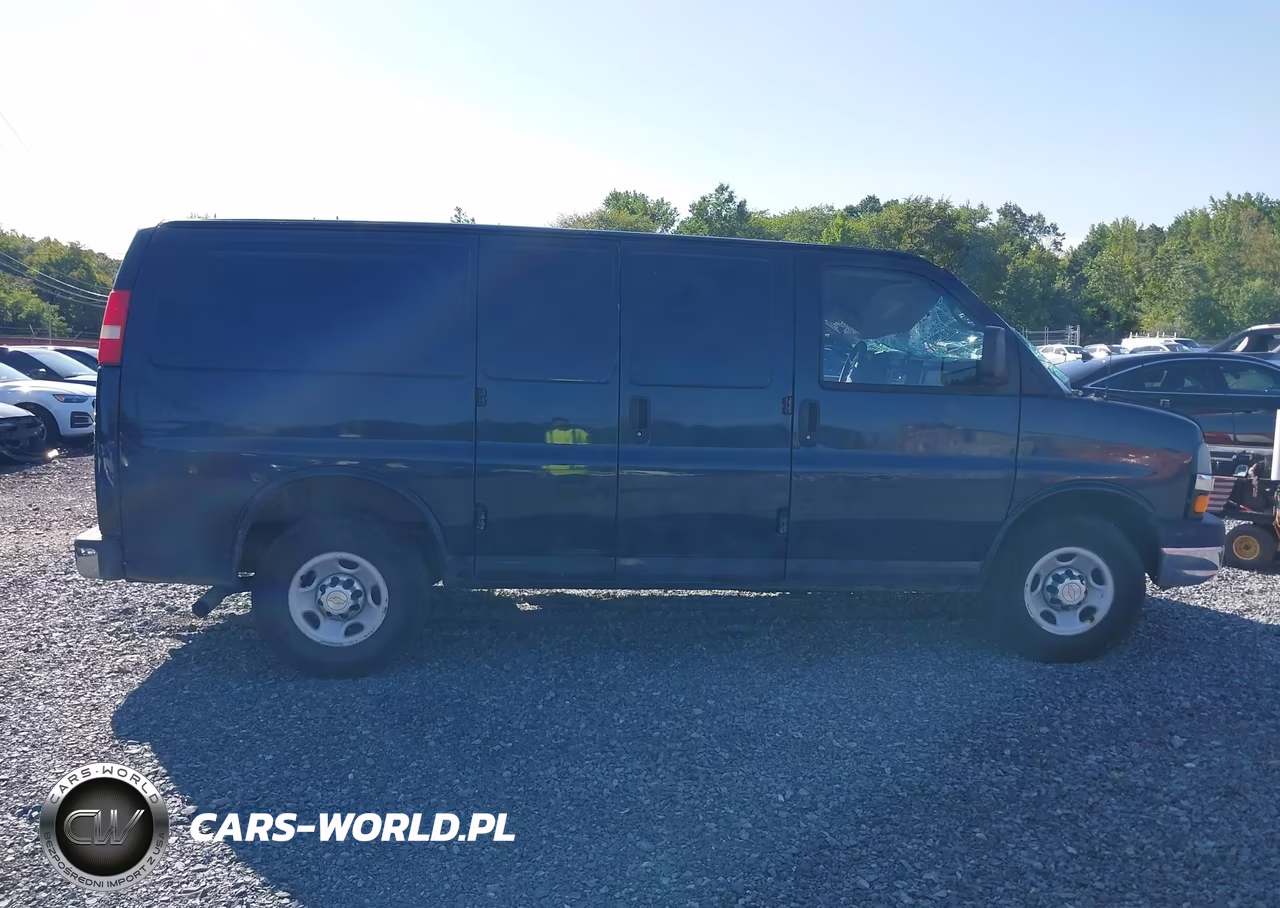 2011 Chevrolet Express 3500 Work Van VIN:1GCZGTCG2B1141131 - 13
