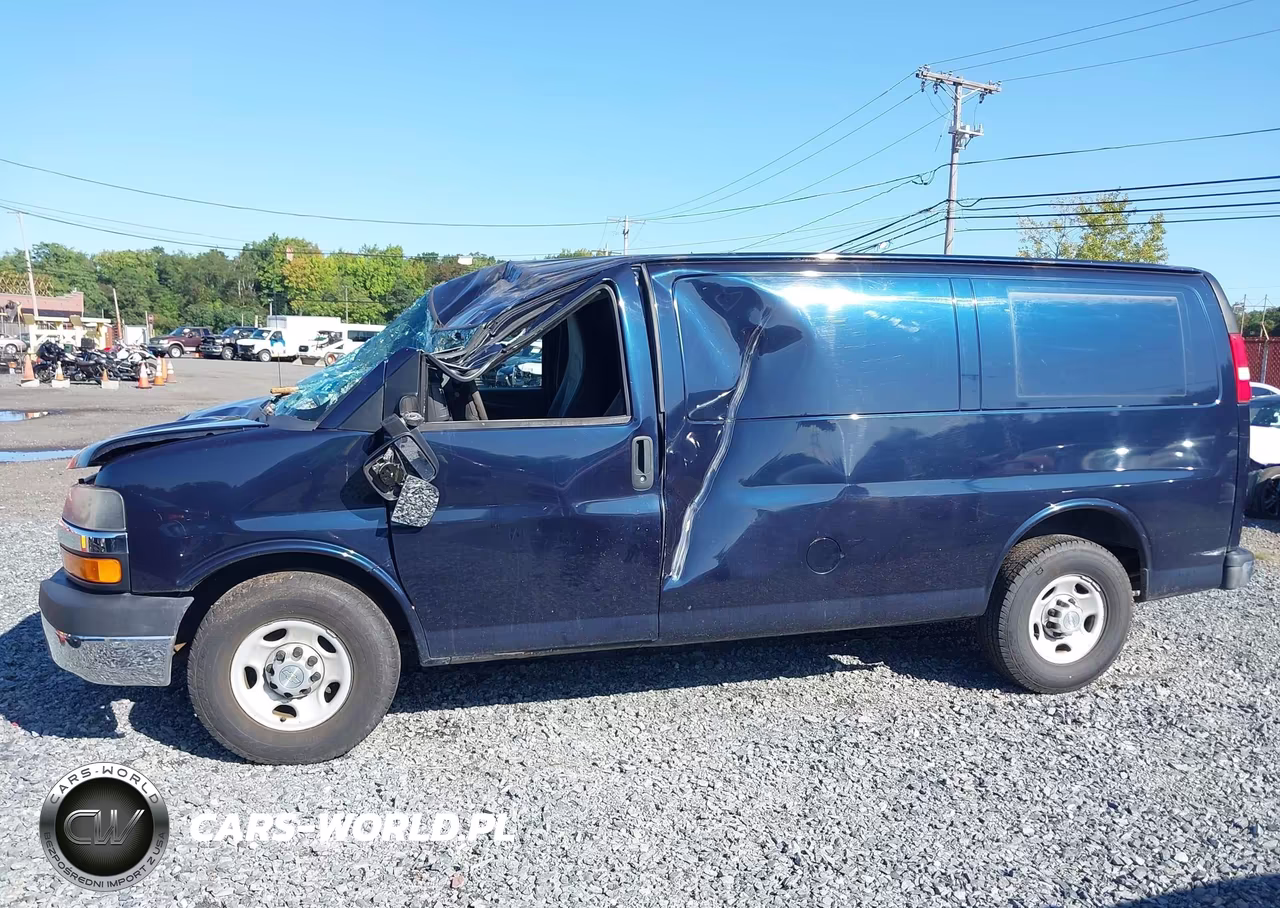 2011 Chevrolet Express 3500 Work Van VIN:1GCZGTCG2B1141131 - 14