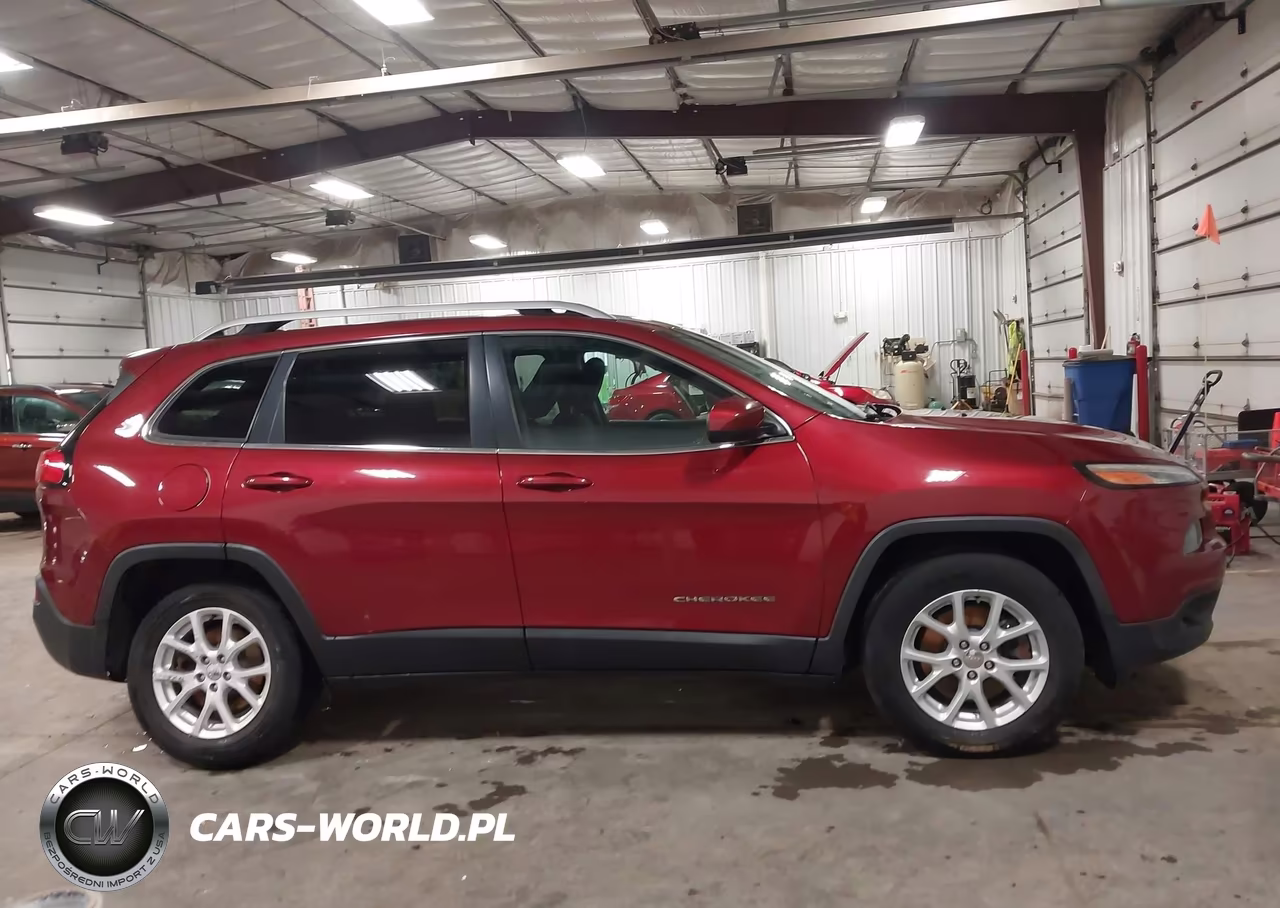 2015 Jeep Cherokee Latitude VIN:1C4PJMCB4FW744433 - 13