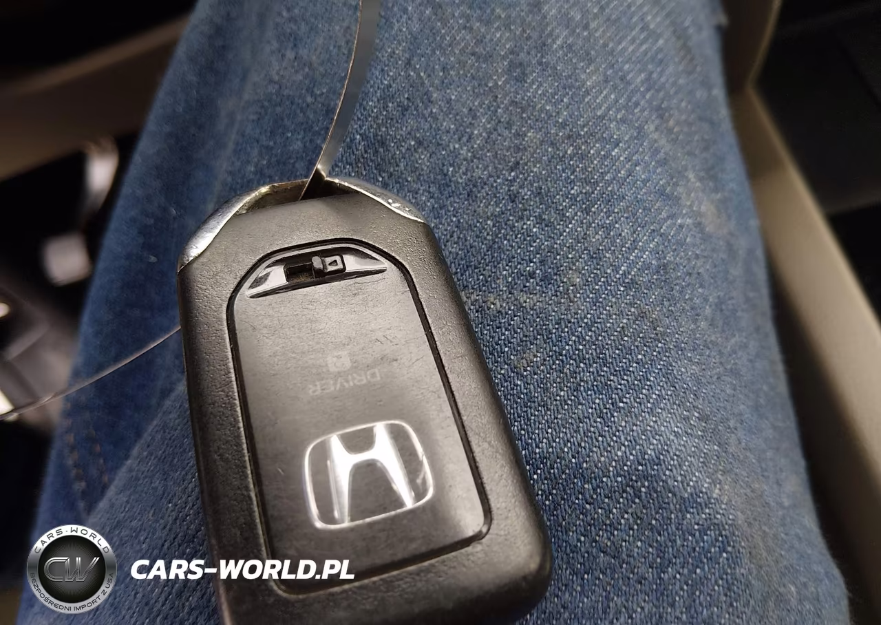 2019 Honda Pilot Elite VIN:5FNYF6H09KB014704 - 11