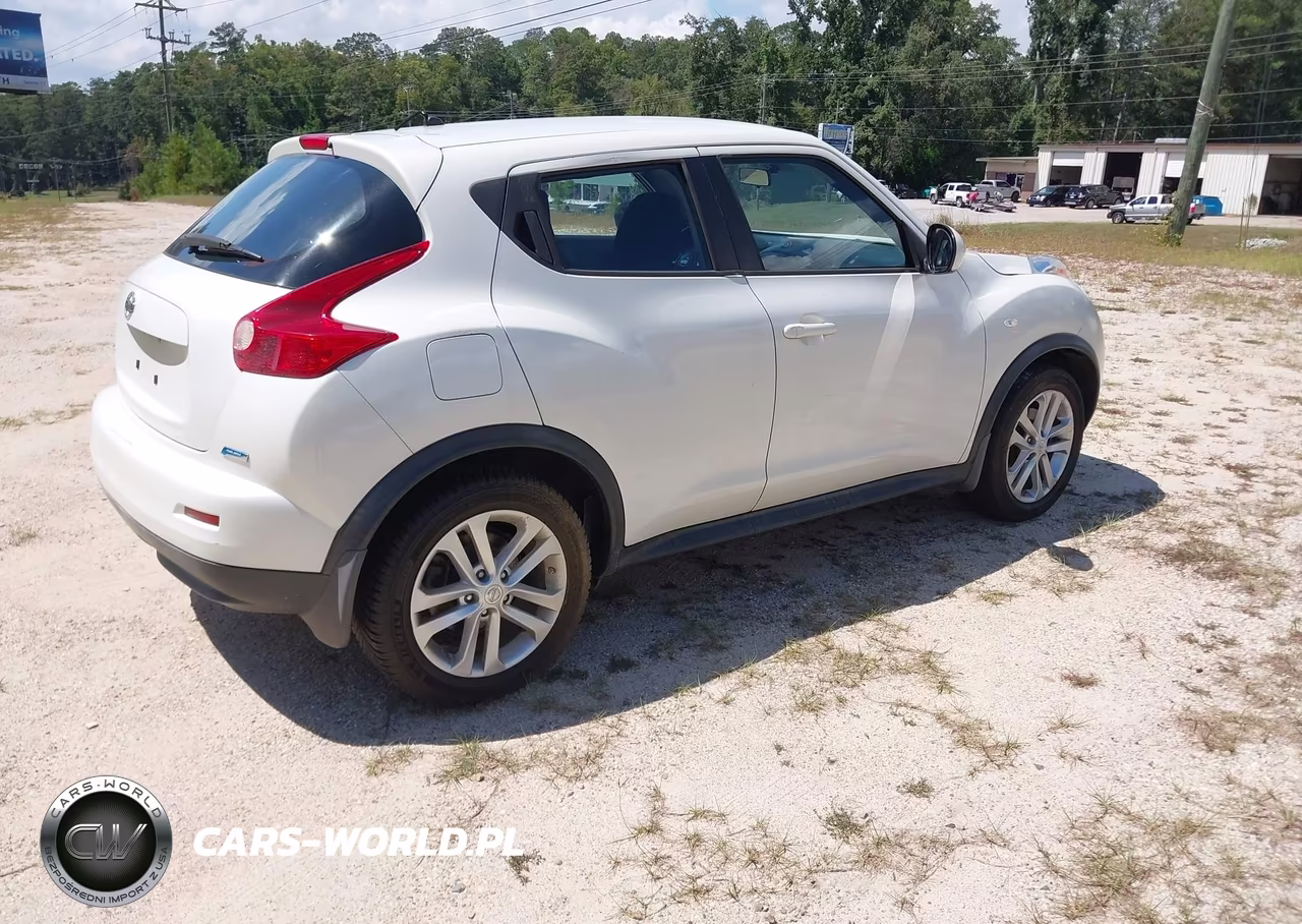 2013 Nissan Juke S VIN:JN8AF5MR2DT200282 - 4