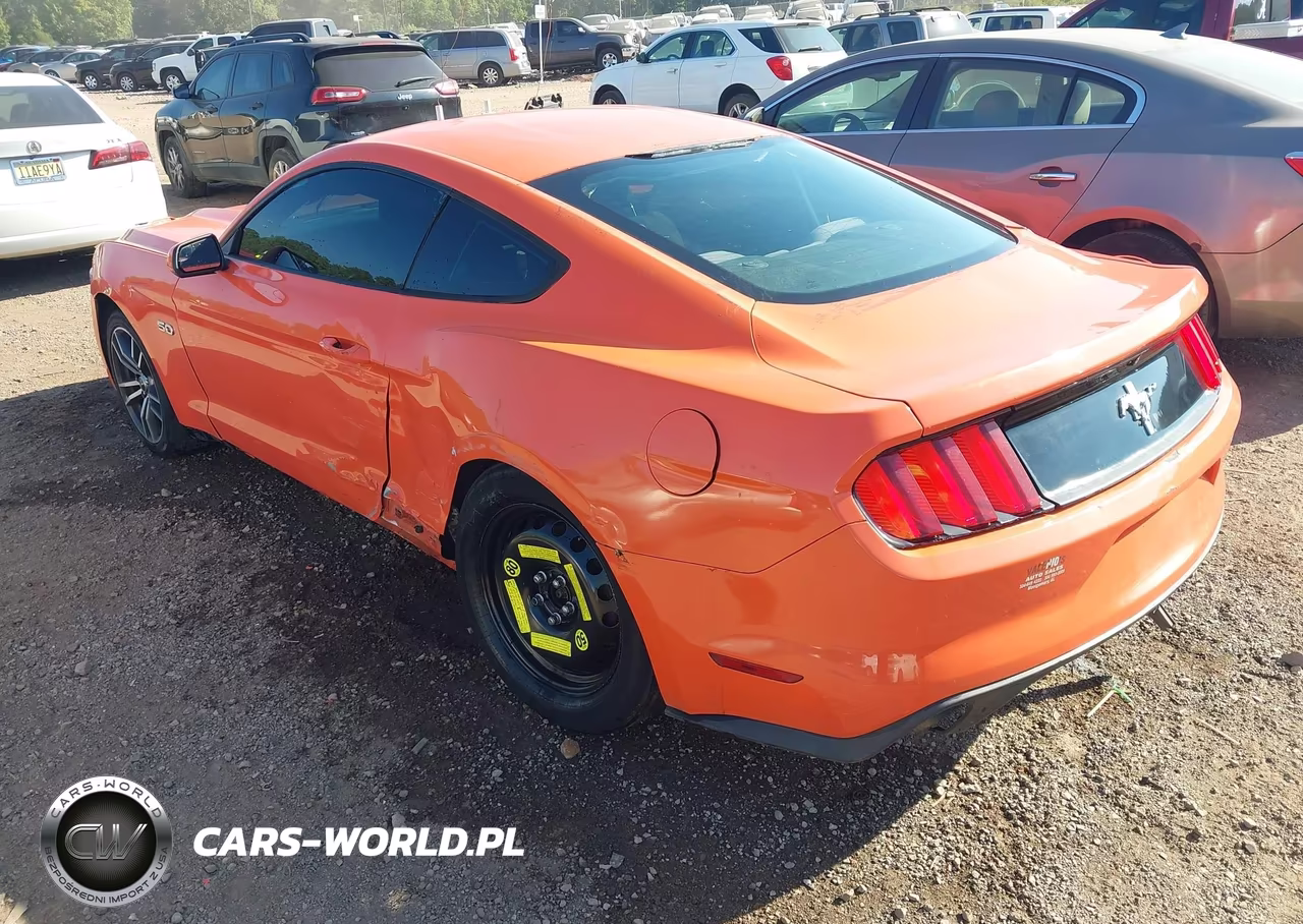 2015 Ford Mustang V6 VIN:1FA6P8AM4F5430766 - 3