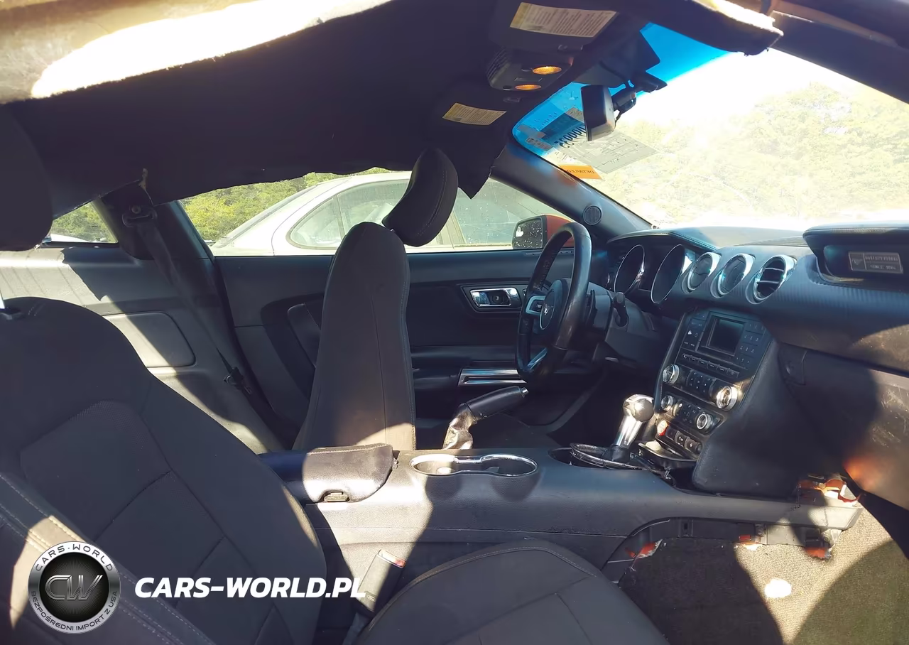 2015 Ford Mustang V6 VIN:1FA6P8AM4F5430766 - 5